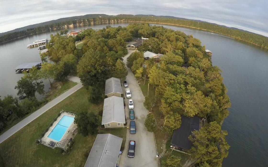 1715 Hideaway Road Property Photo 2