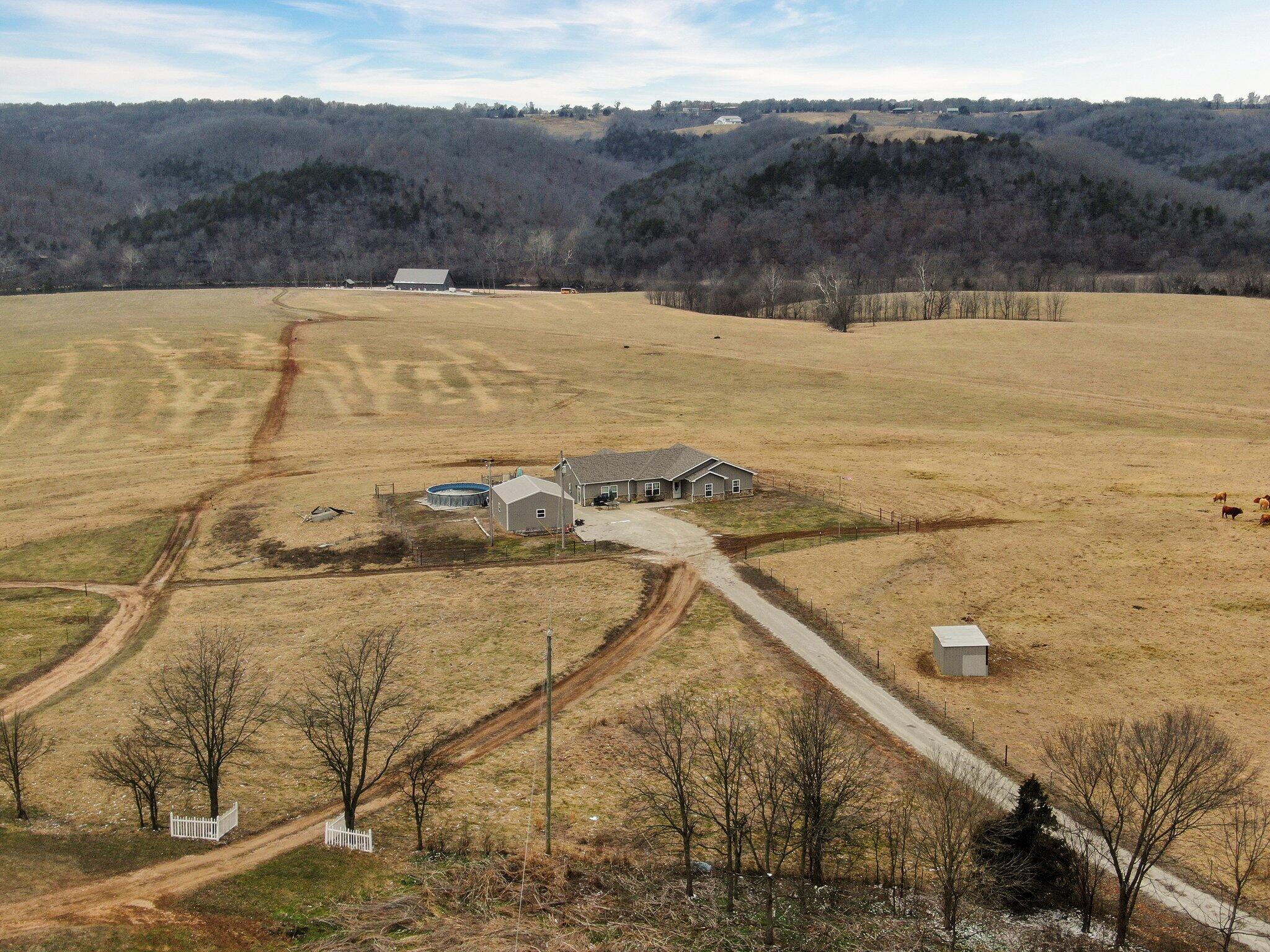3030 Horsecreek Road Property Photo 4
