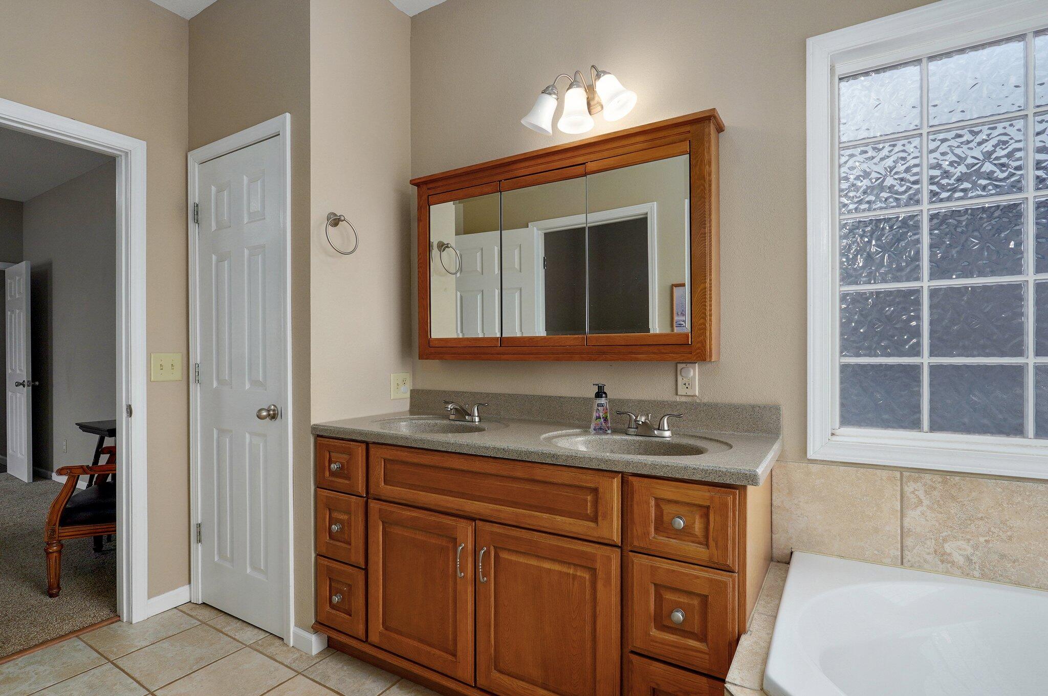 3030 Horsecreek Road Property Photo 36