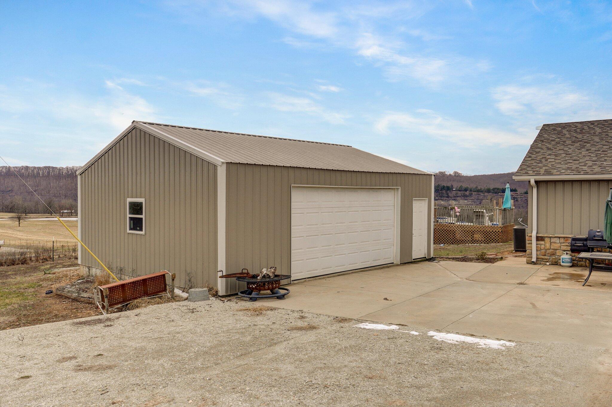 3030 Horsecreek Road Property Photo 45