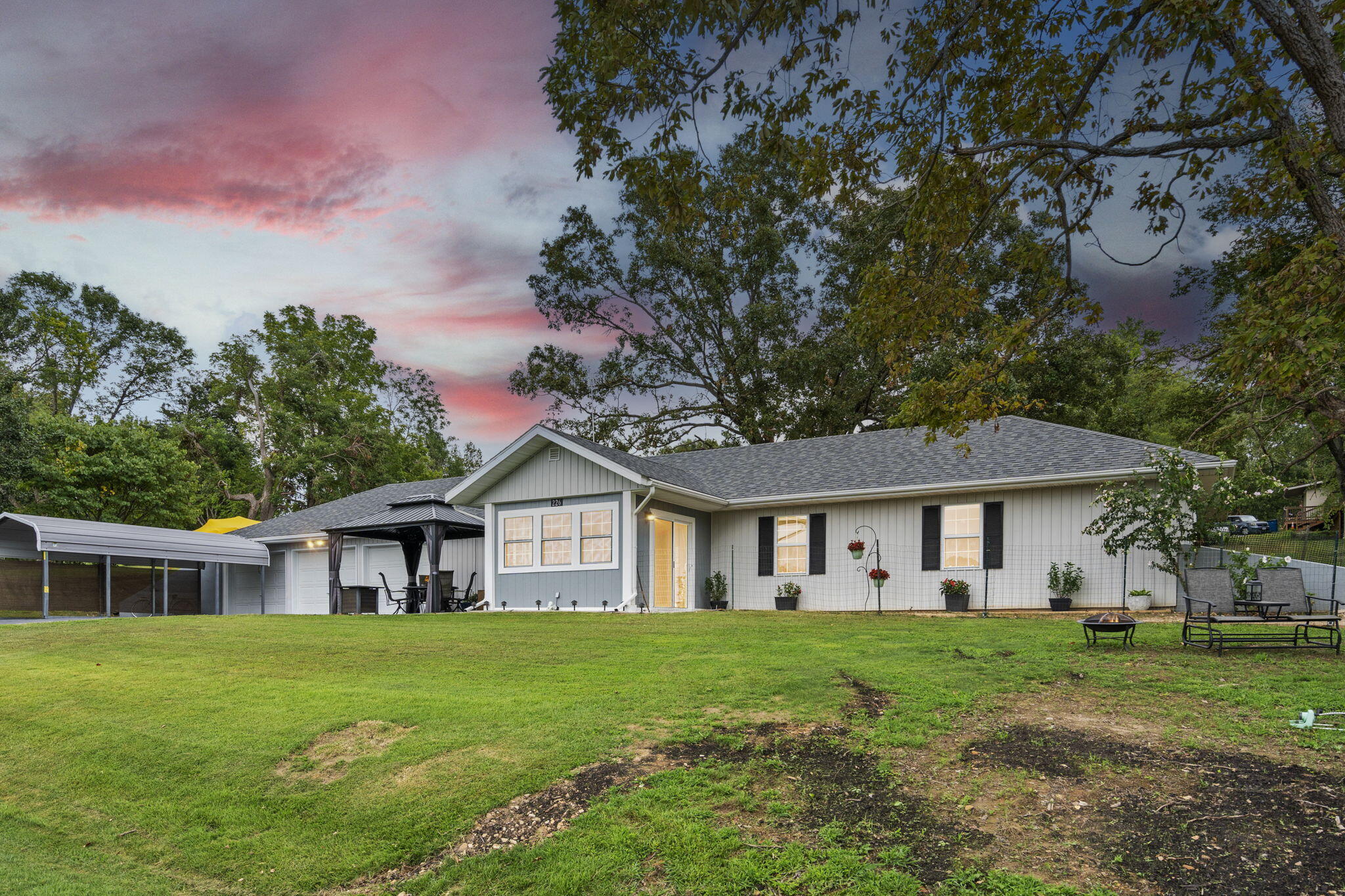 226 Hunt Club Circle Property Photo