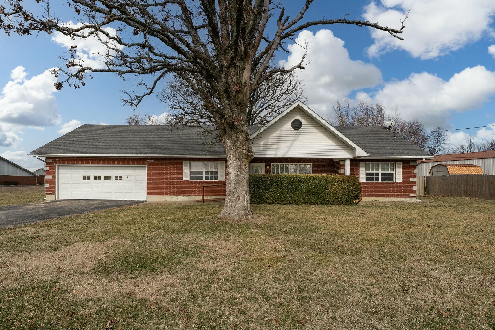 515 West Mack Road Property Photo 1