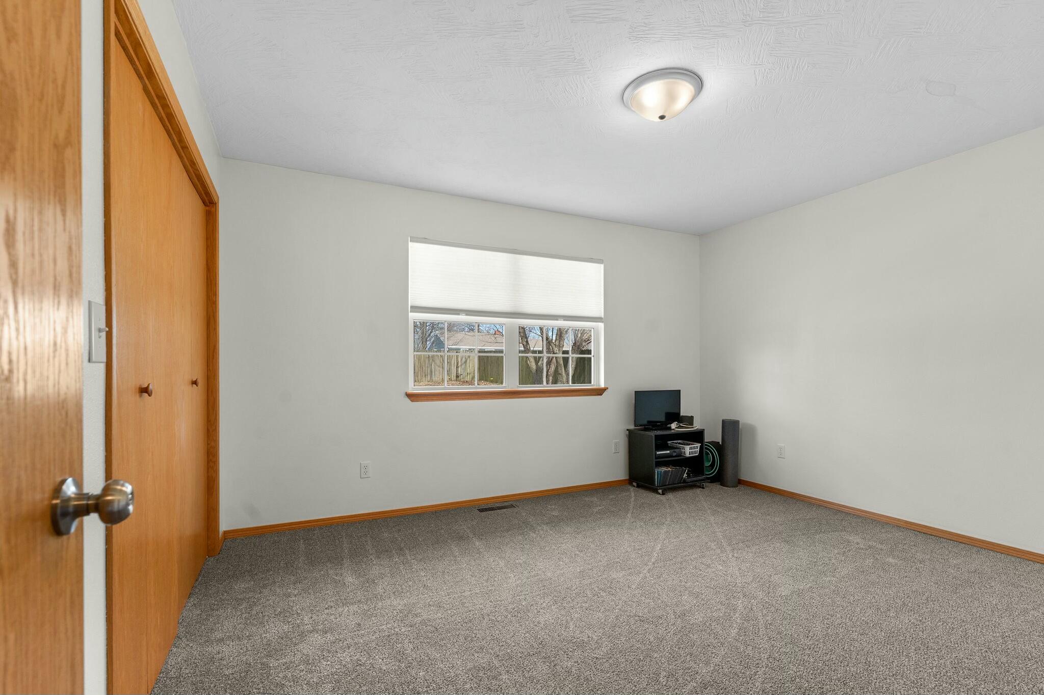 515 West Mack Road Property Photo 16
