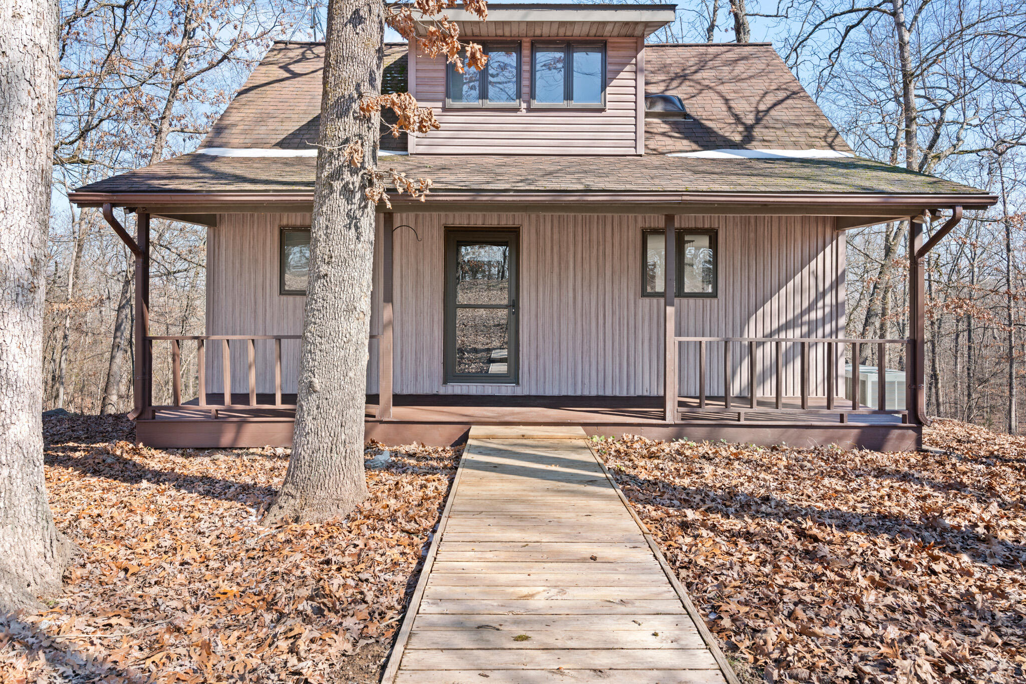 730 County Rd 815 Property Photo