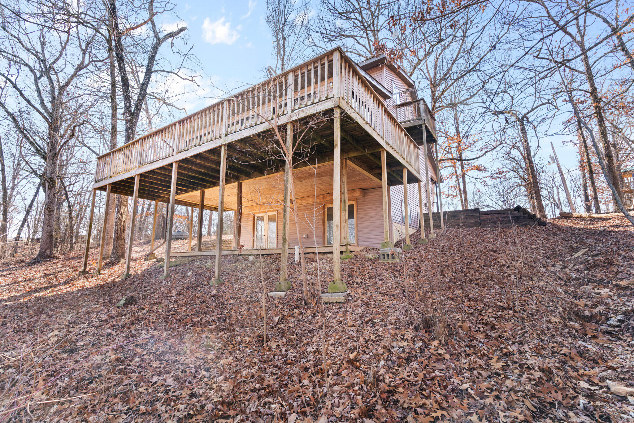 730 County Rd 815 Property Photo 39