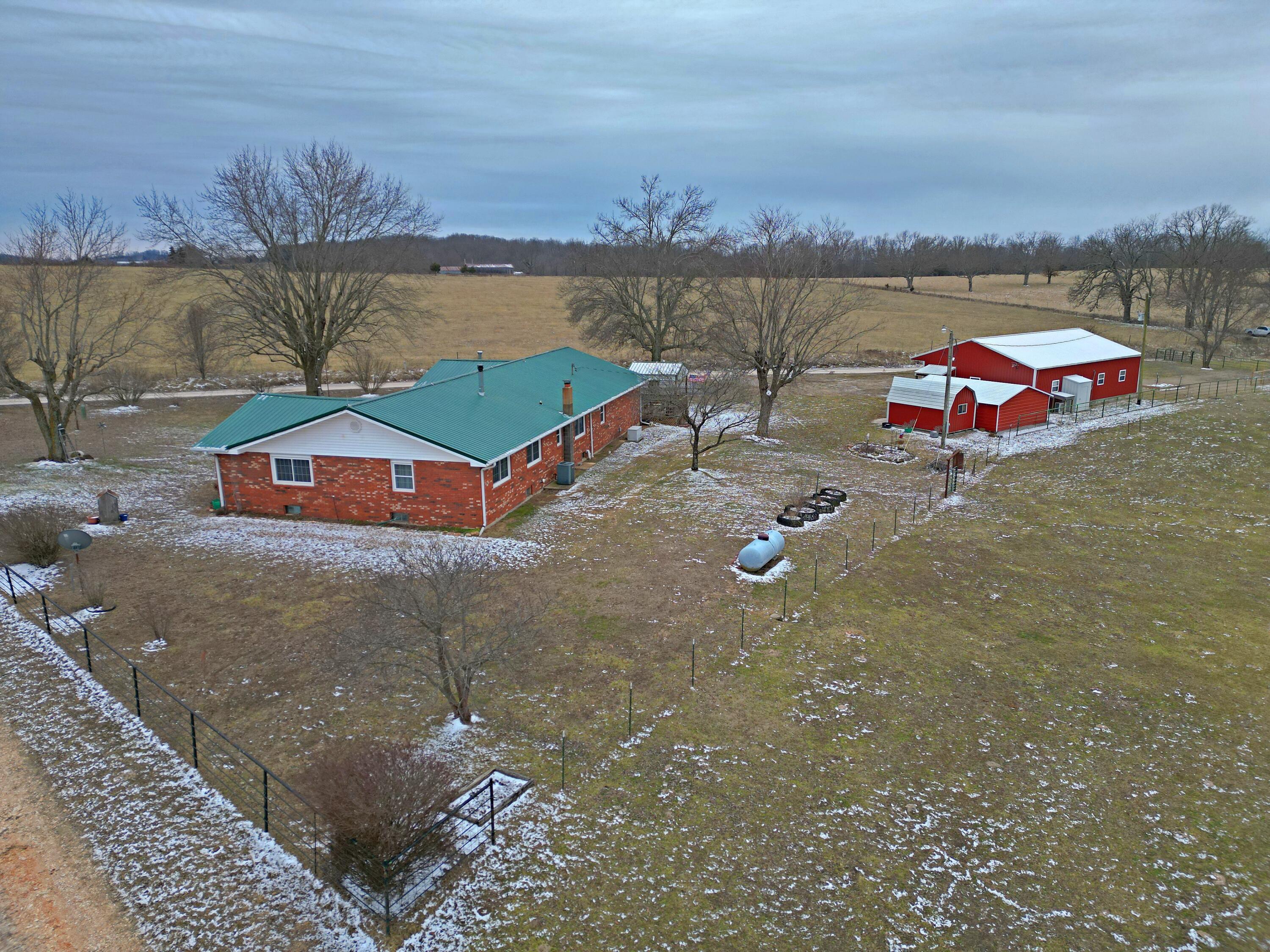 13305 Co Rd B-503 Property Photo 5