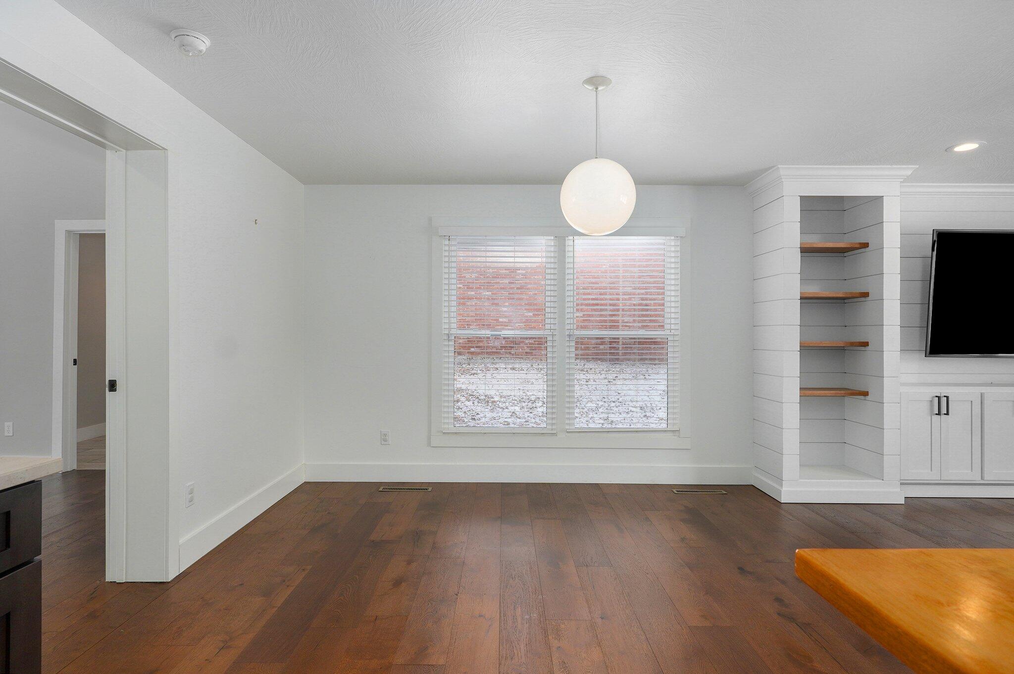 2443 East Greenwood Street Property Photo 15