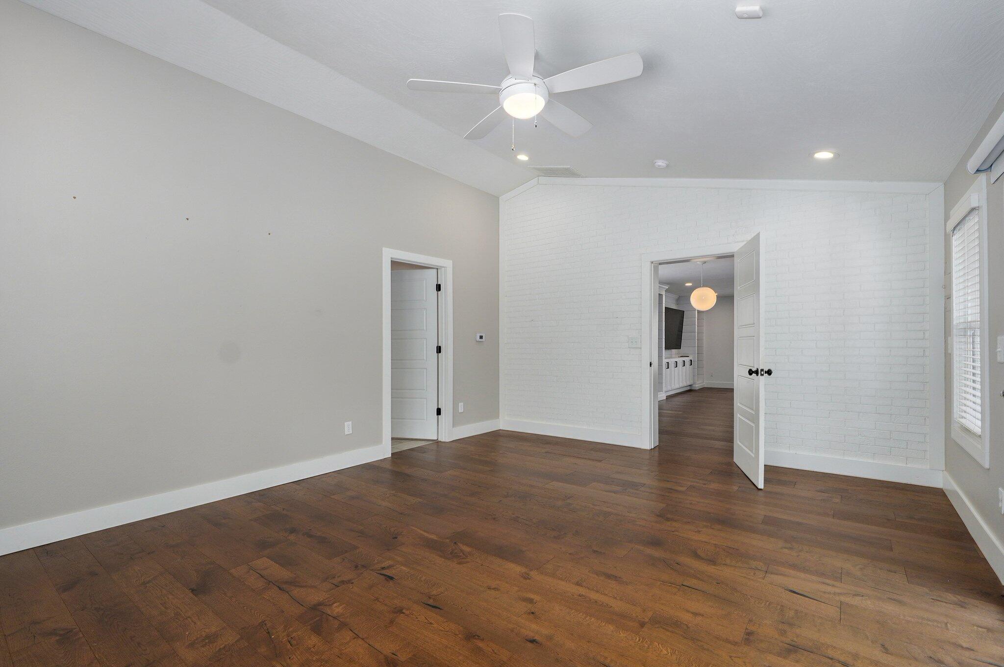 2443 East Greenwood Street Property Photo 19