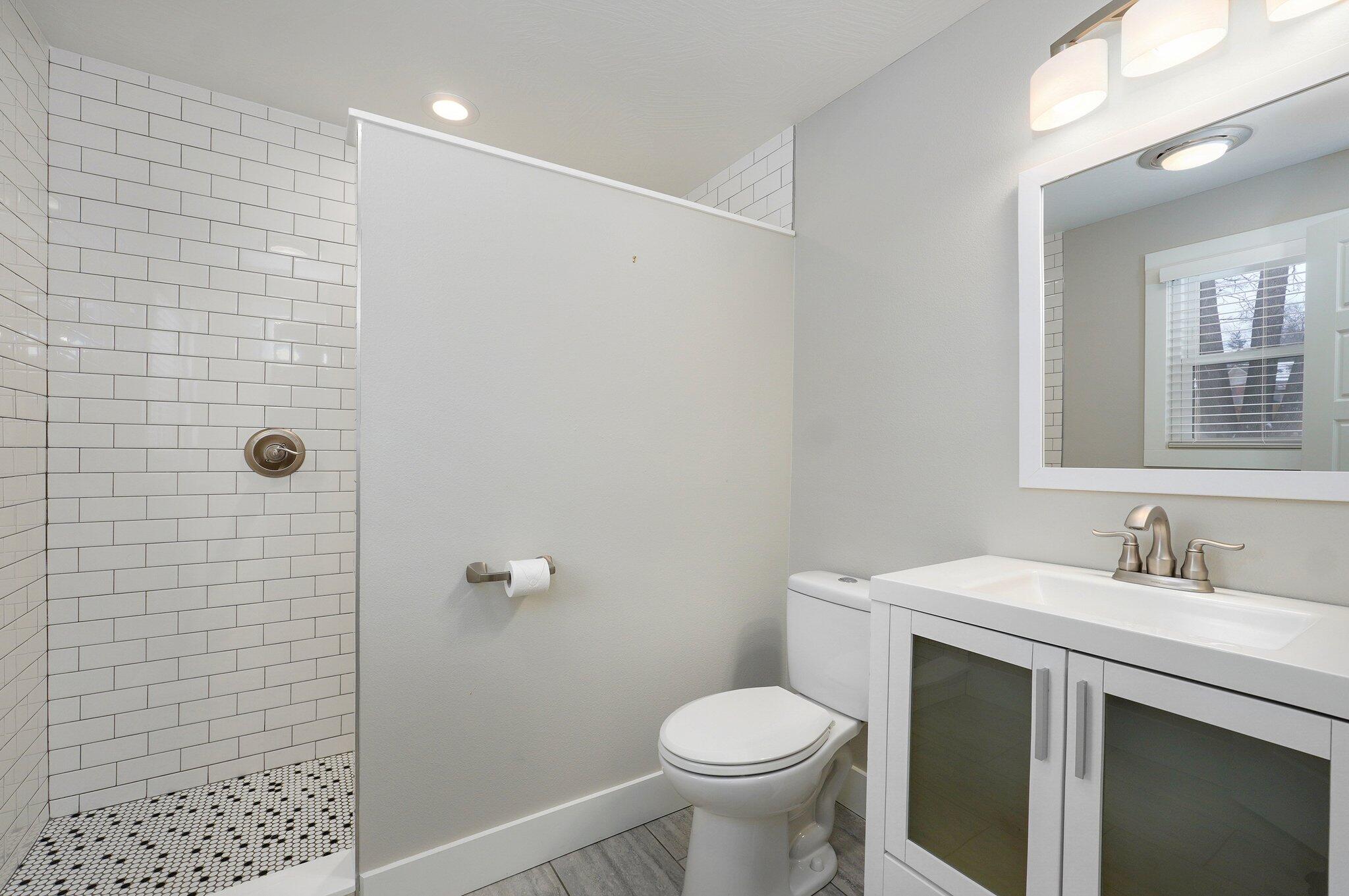 2443 East Greenwood Street Property Photo 27