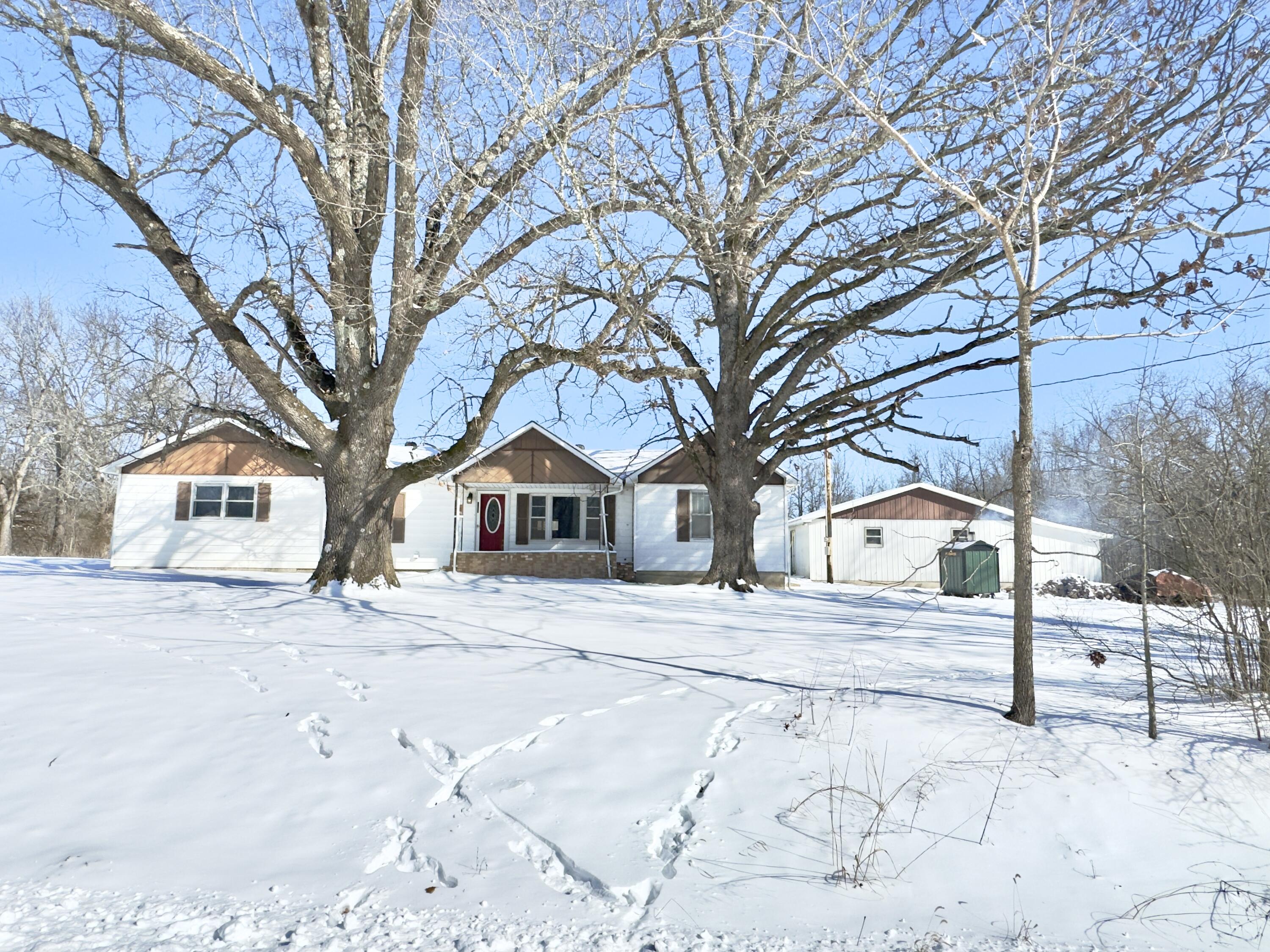 3884 Girlstown Road Property Photo