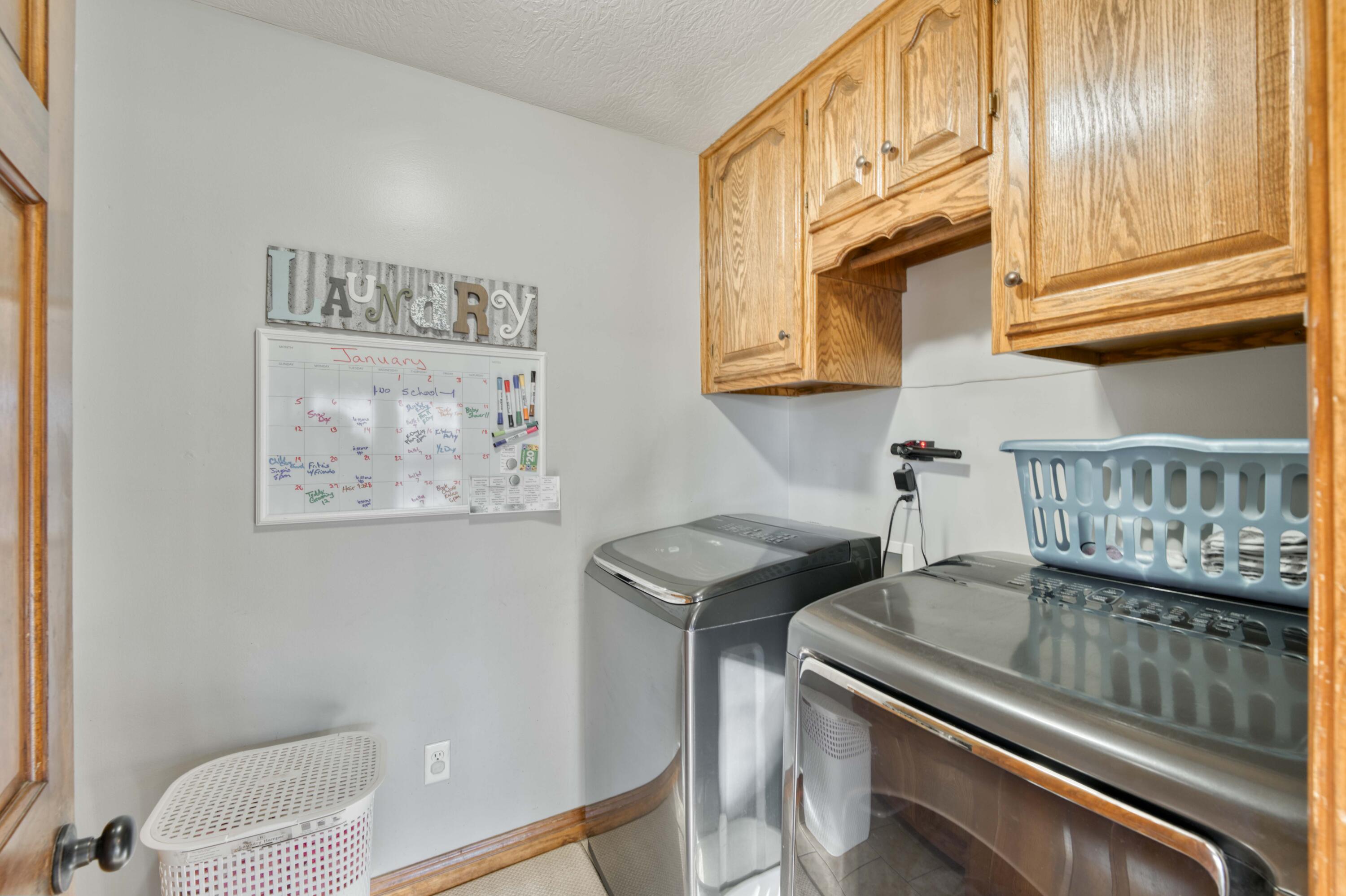 787 West Kingsway Drive Property Photo 37