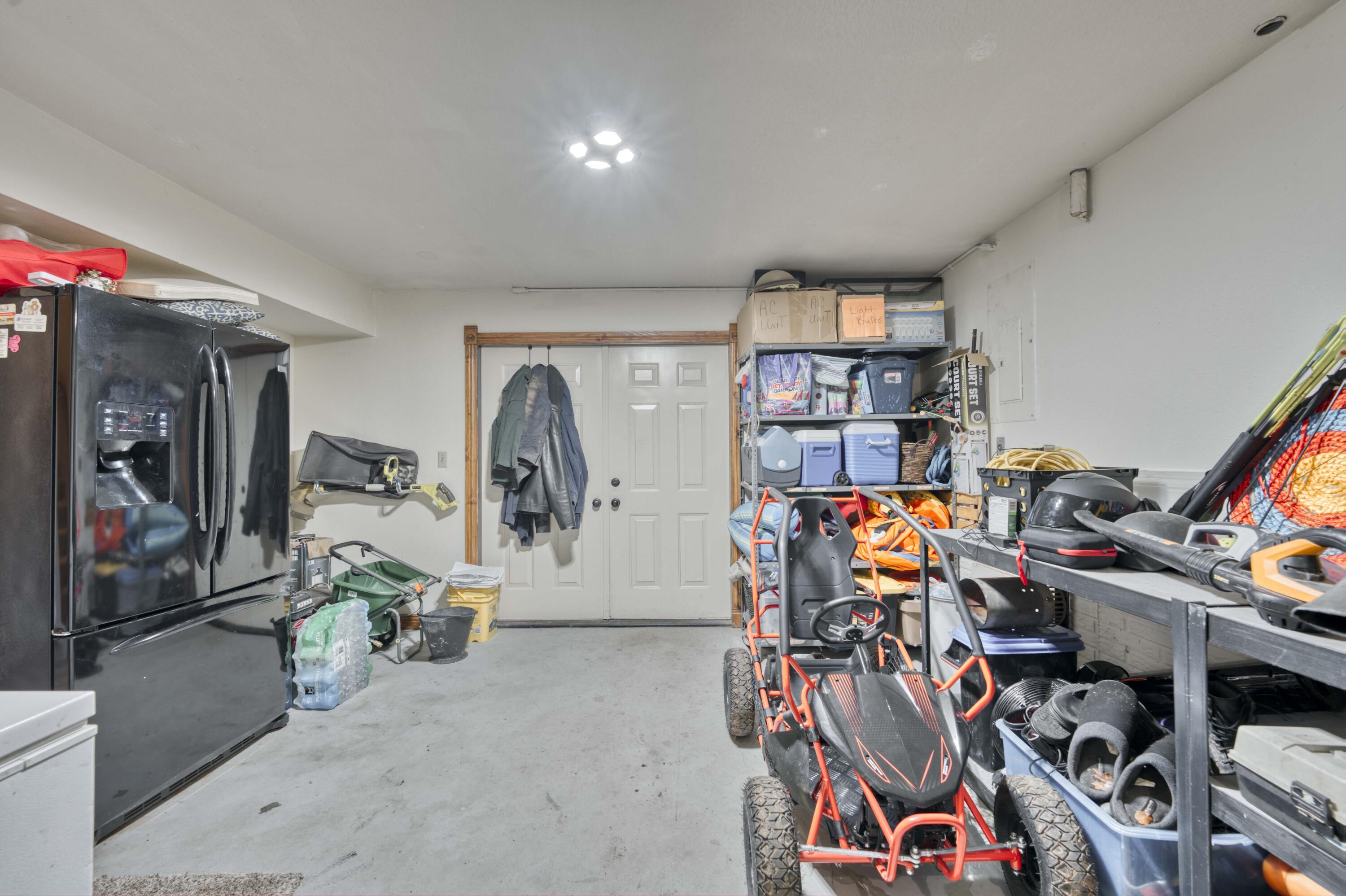 787 West Kingsway Drive Property Photo 56