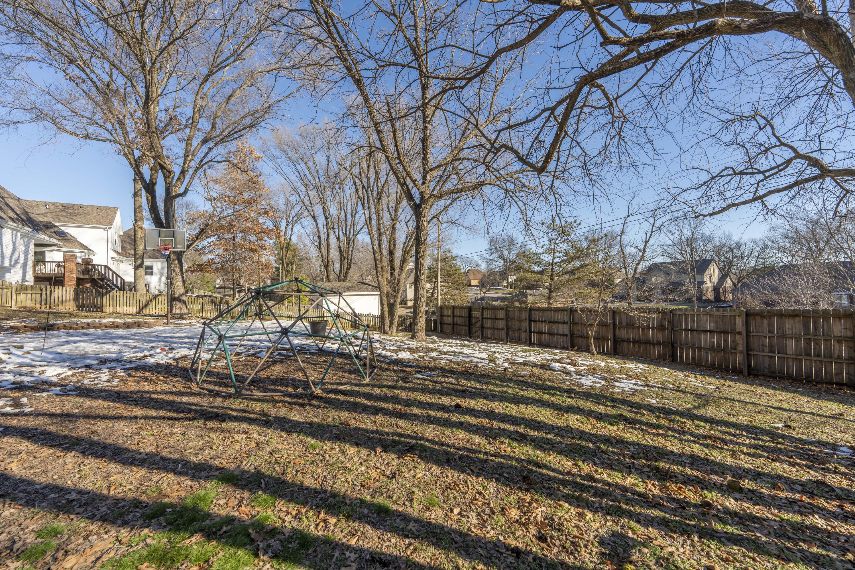 787 West Kingsway Drive Property Photo 67