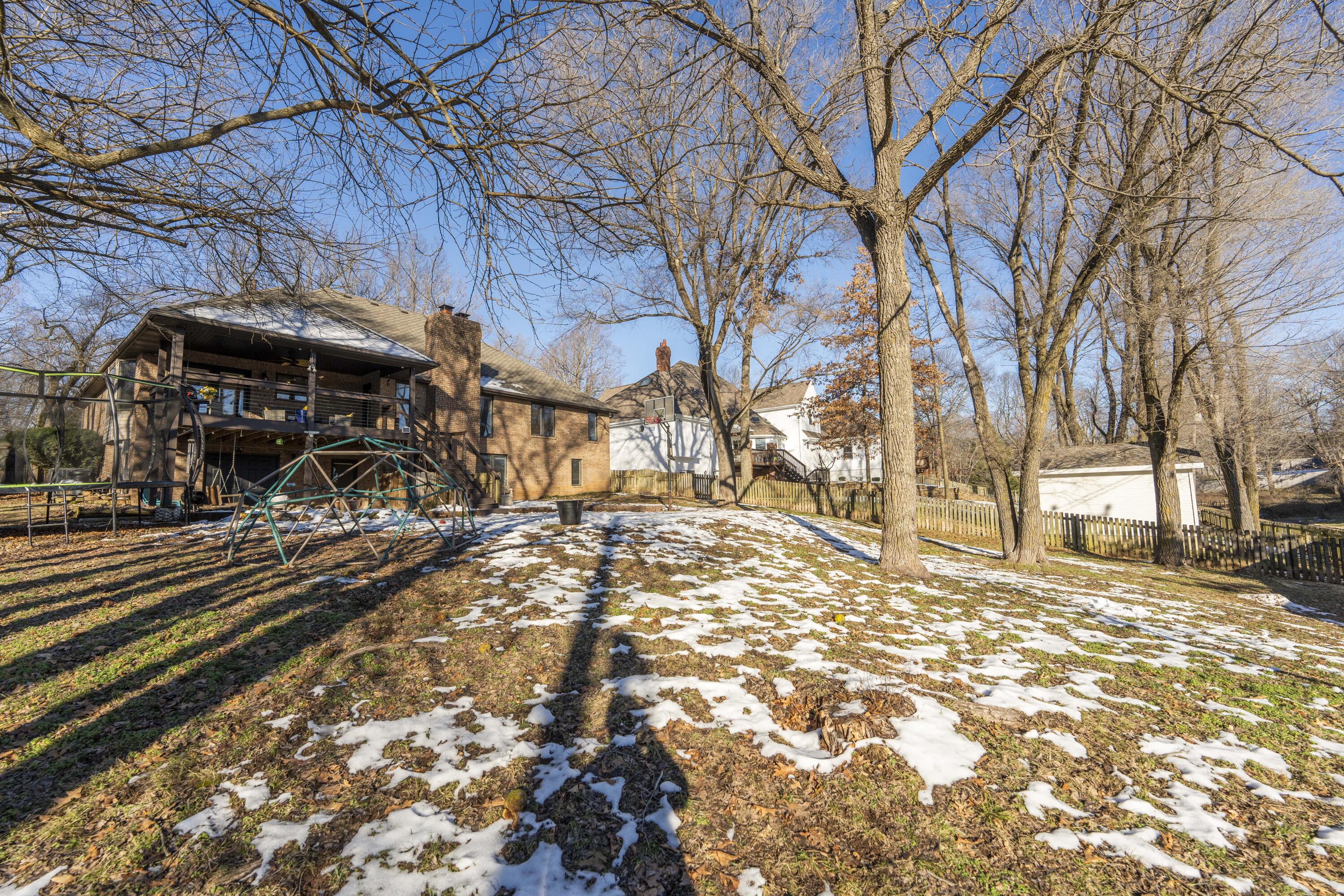 787 West Kingsway Drive Property Photo 68