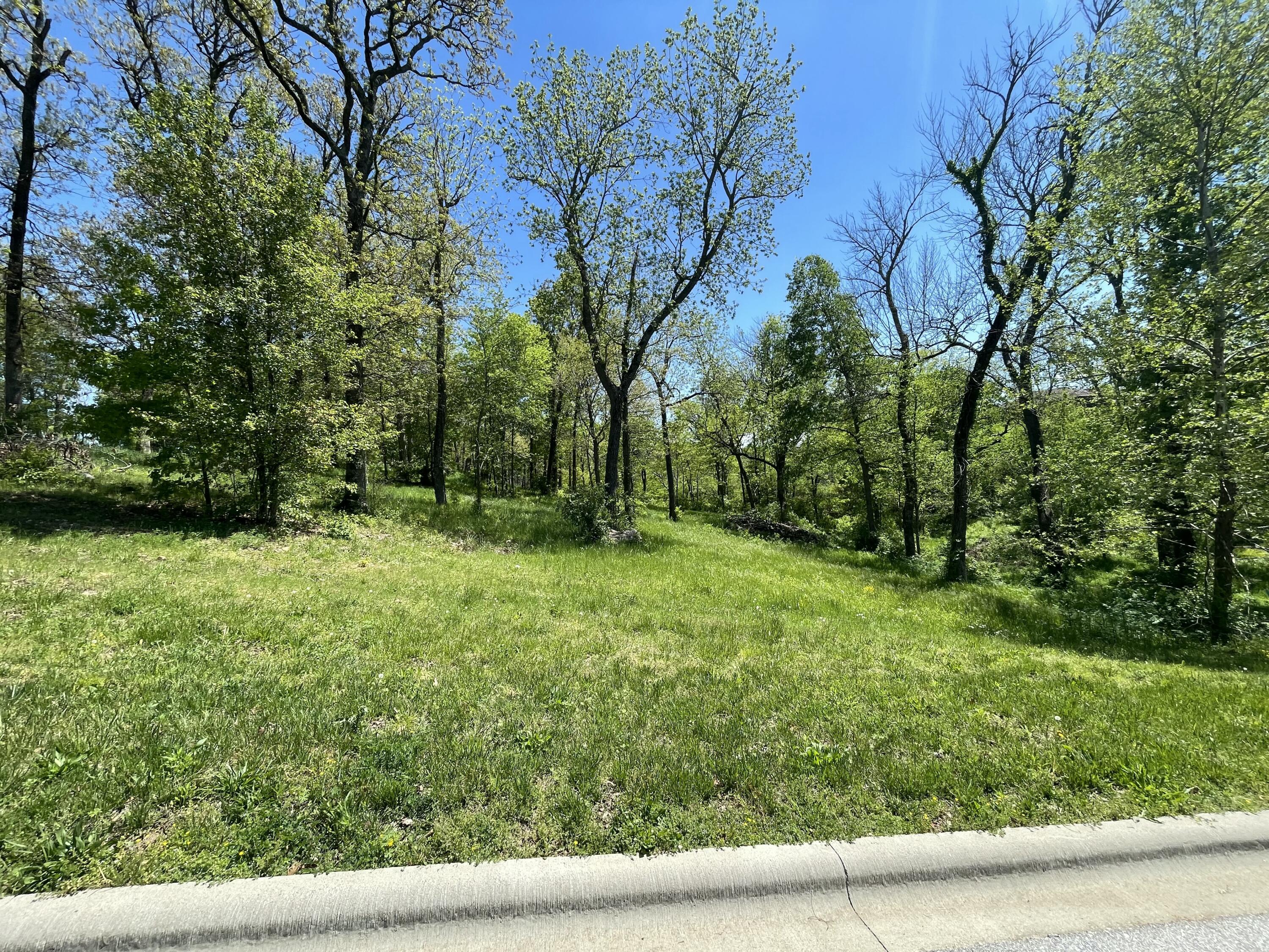 L8 Ph2 Regello Tuscany Hills Property Photo 5