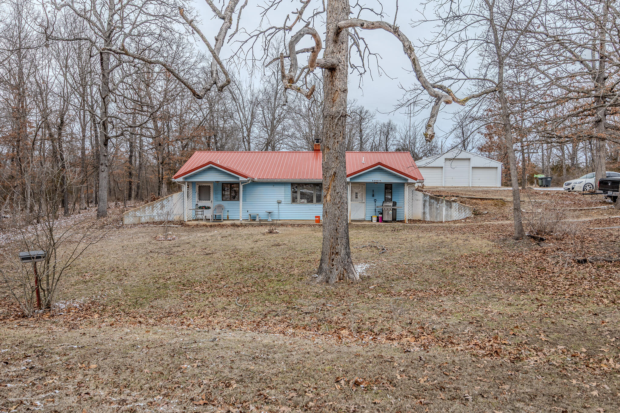 4 Arthur Trail Property Photo 1