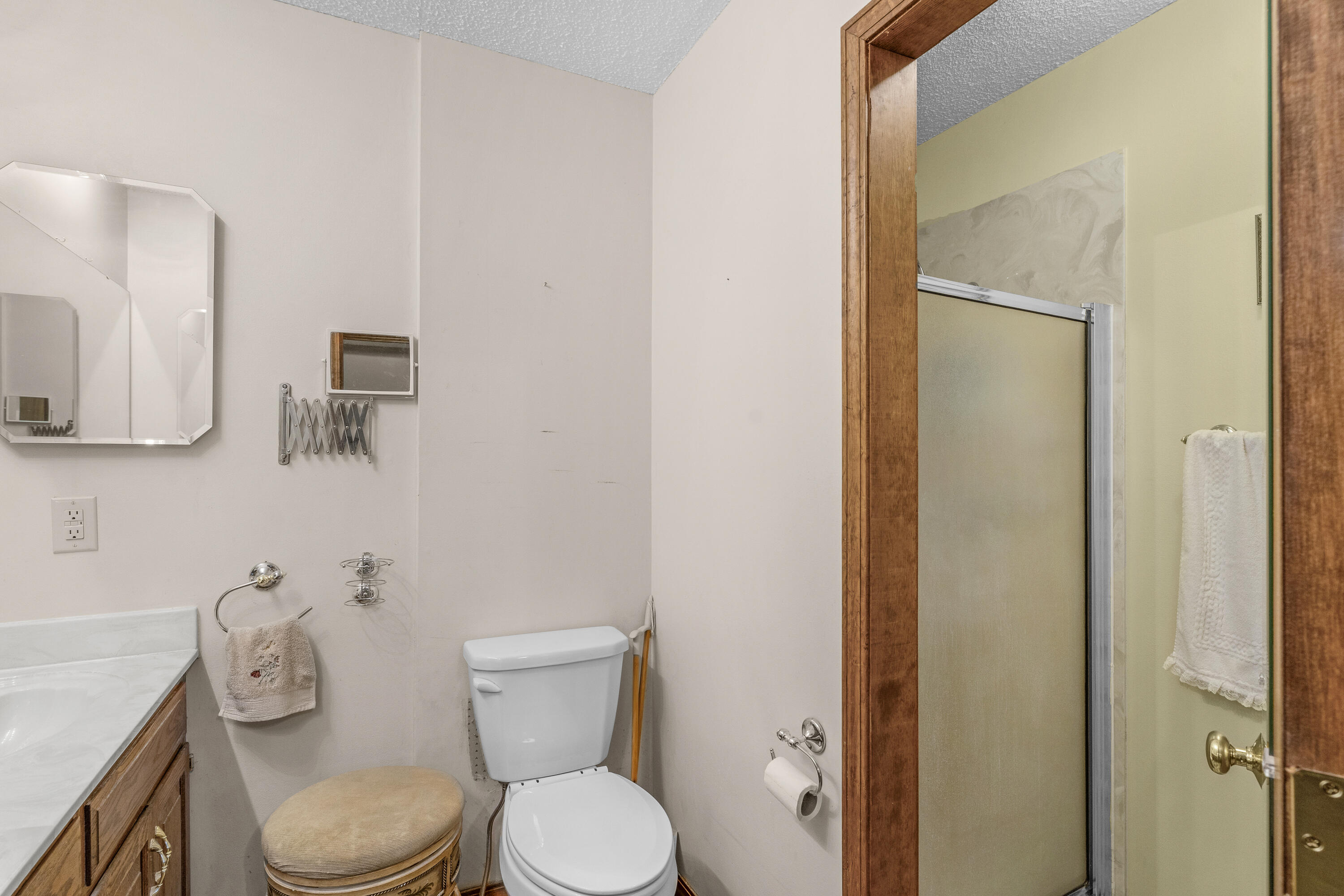 601 East Mccracken Road Property Photo 20