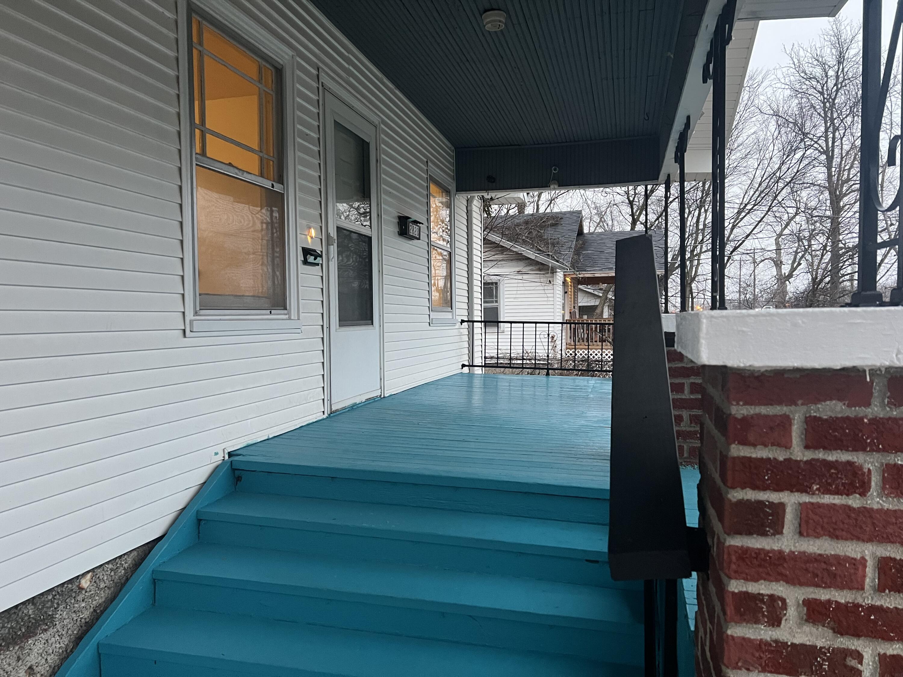 2823 North Grant Avenue Property Photo 3