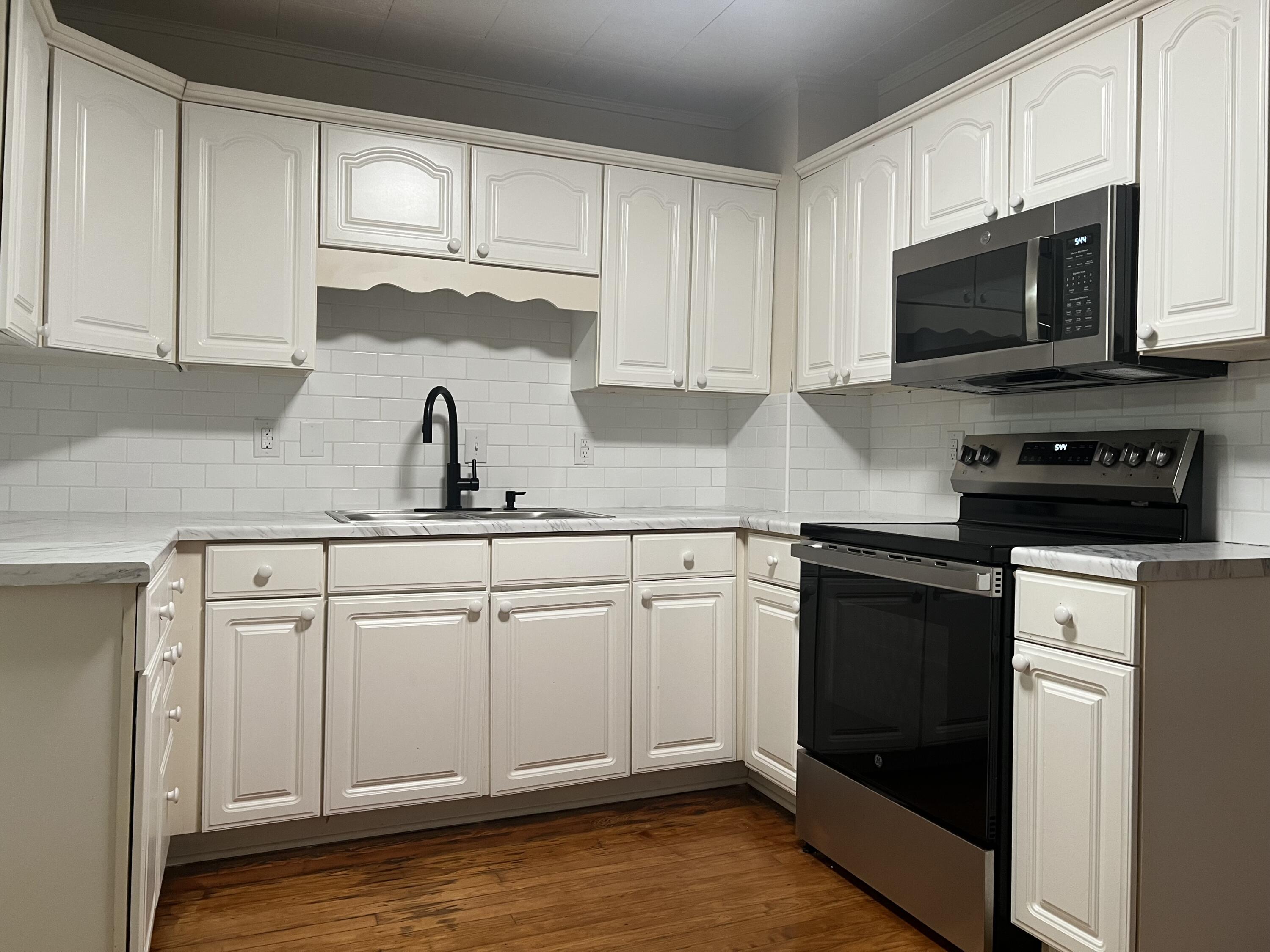 2823 North Grant Avenue Property Photo 8