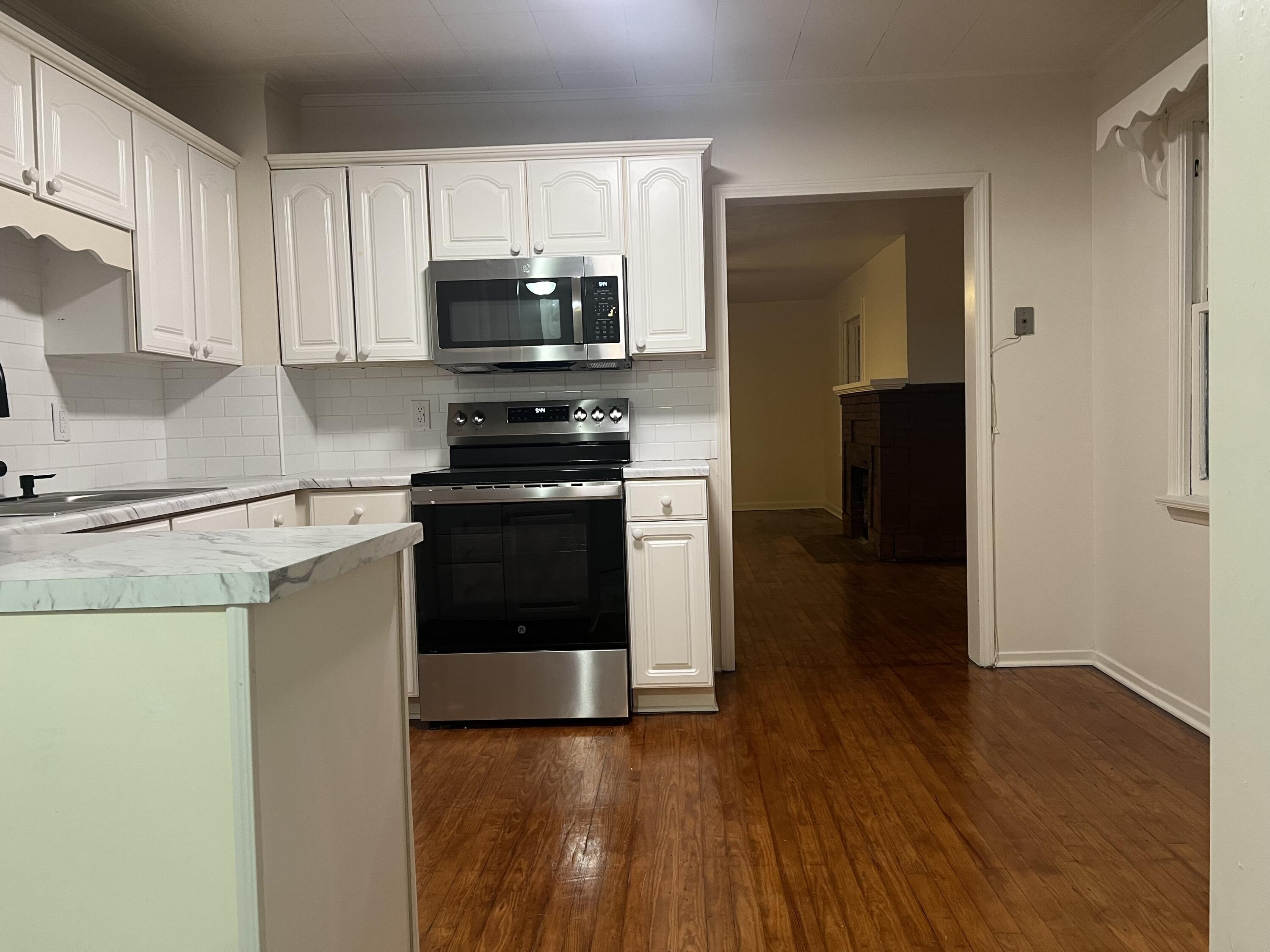 2823 North Grant Avenue Property Photo 10
