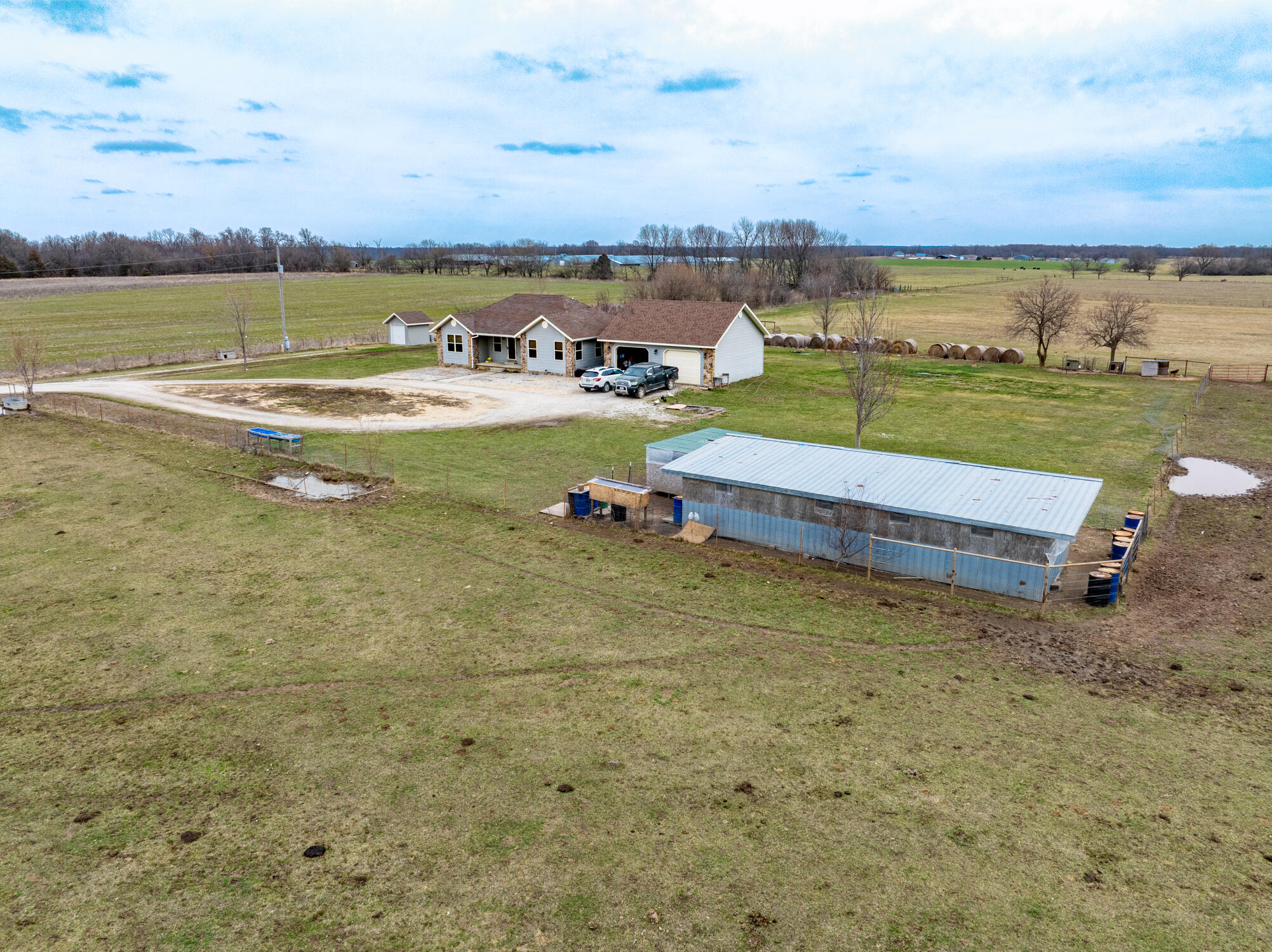 14085 Wallaby Road Property Photo 6