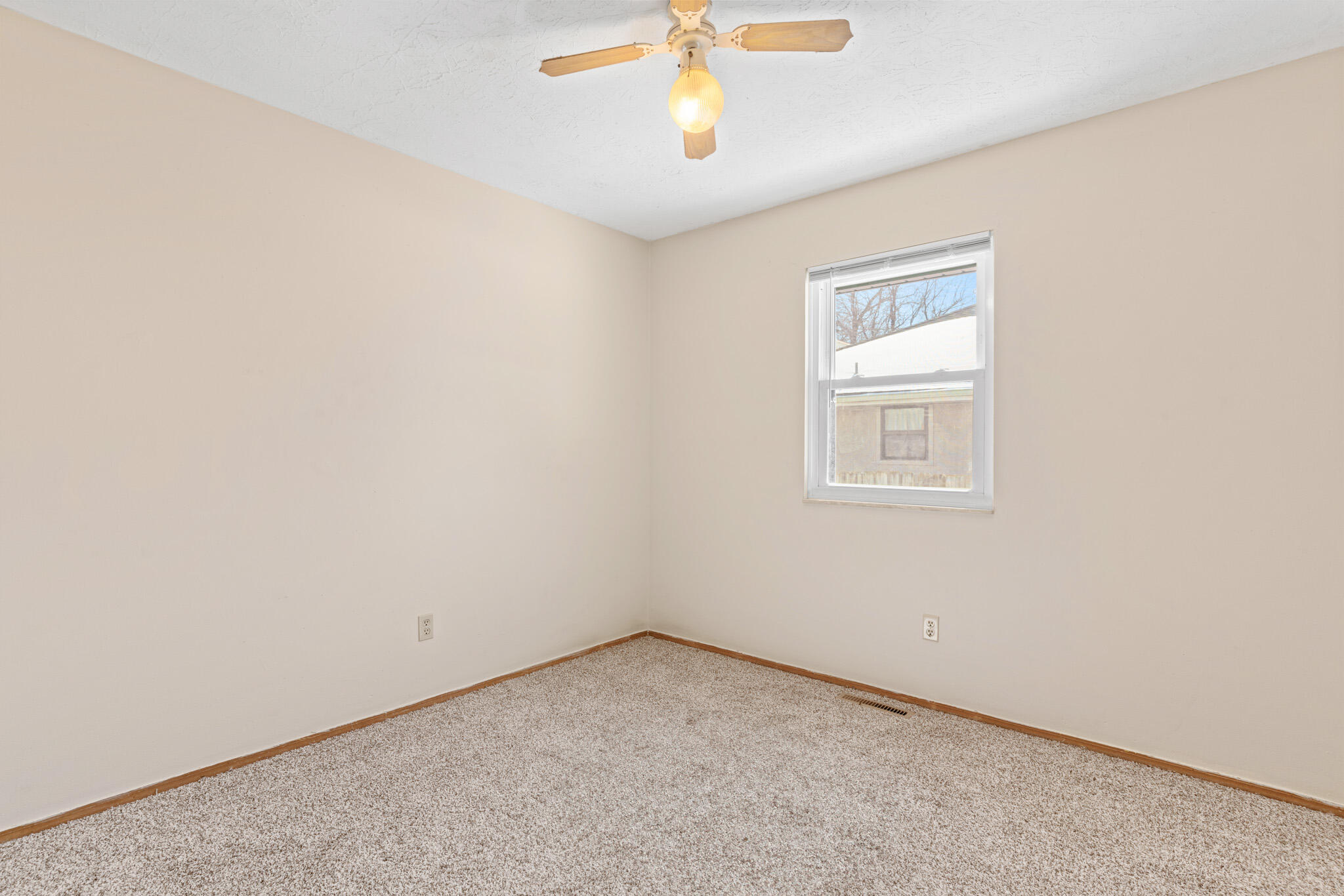 2132 South Golden Avenue Property Photo 19