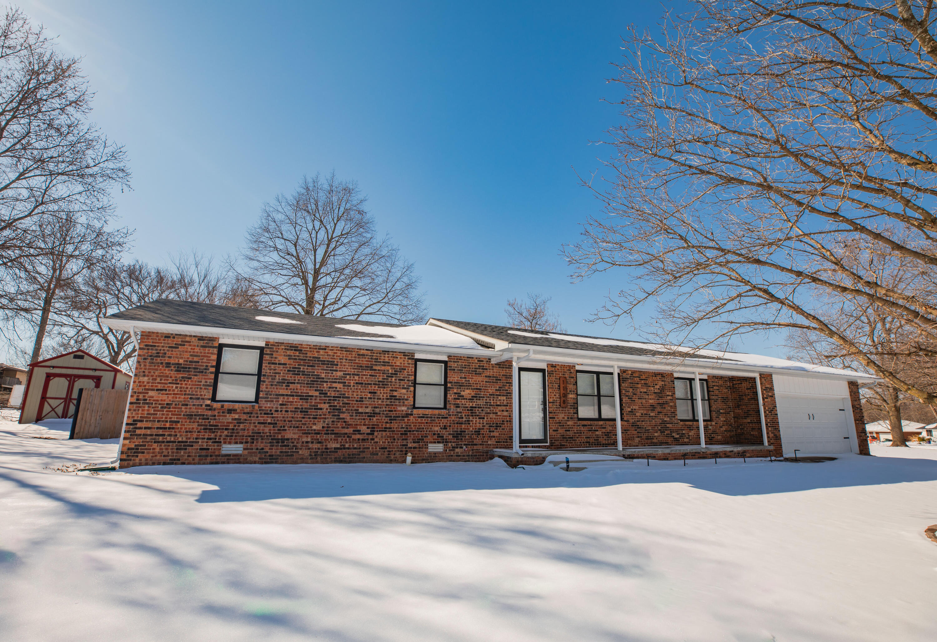 1108 Highland Terrace Property Photo 3