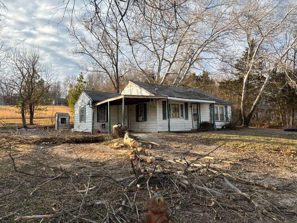1019 Chestnut Avenue Property Photo 2