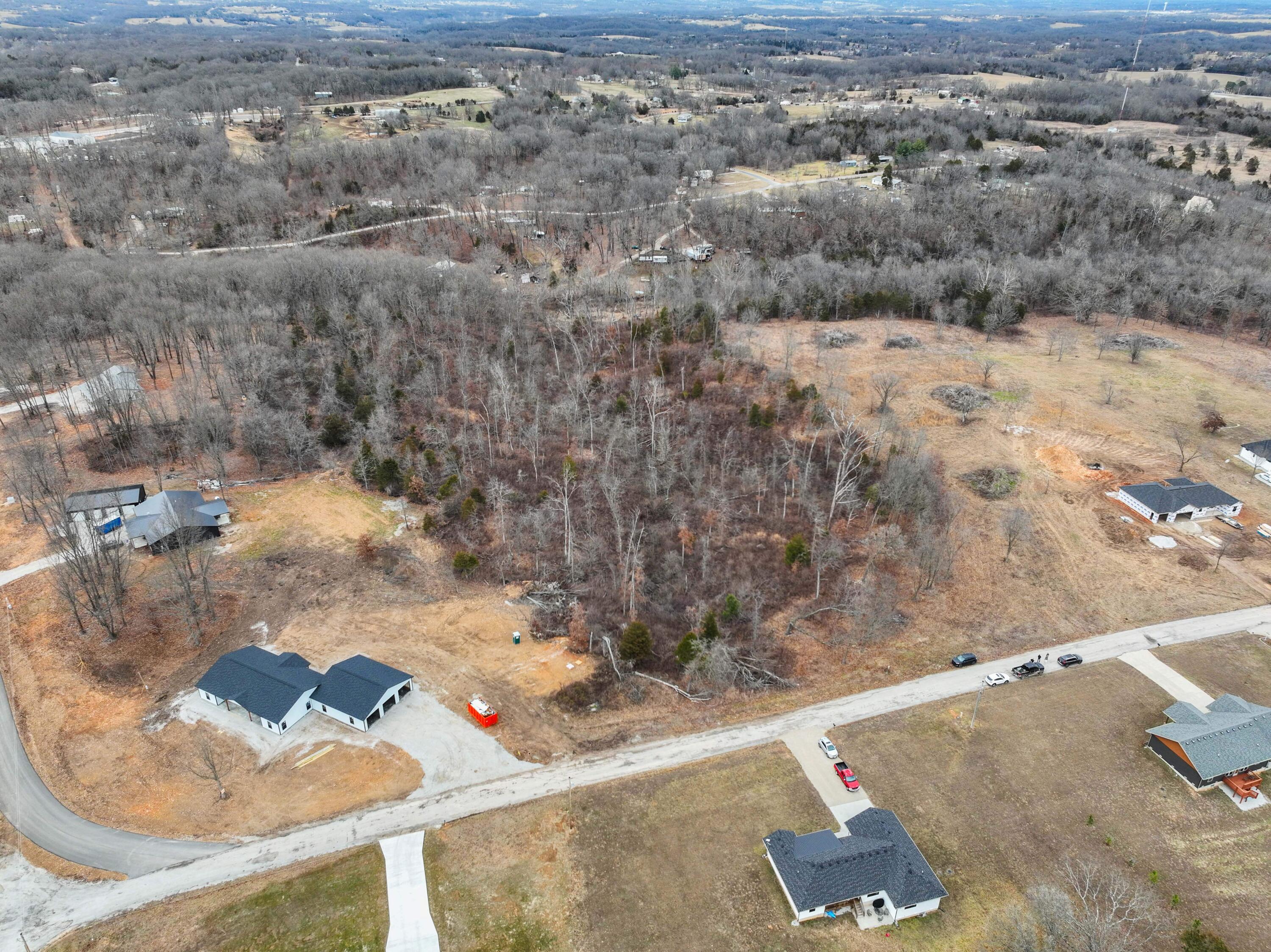 000 Country Meadow Estates Property Photo 2