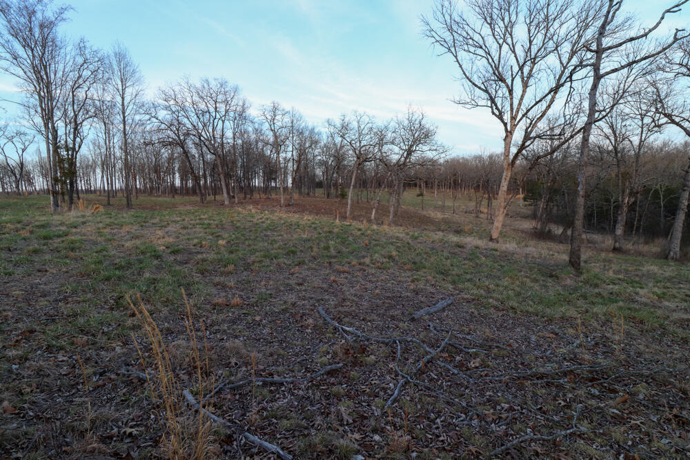 000 Barton Road Property Photo 12