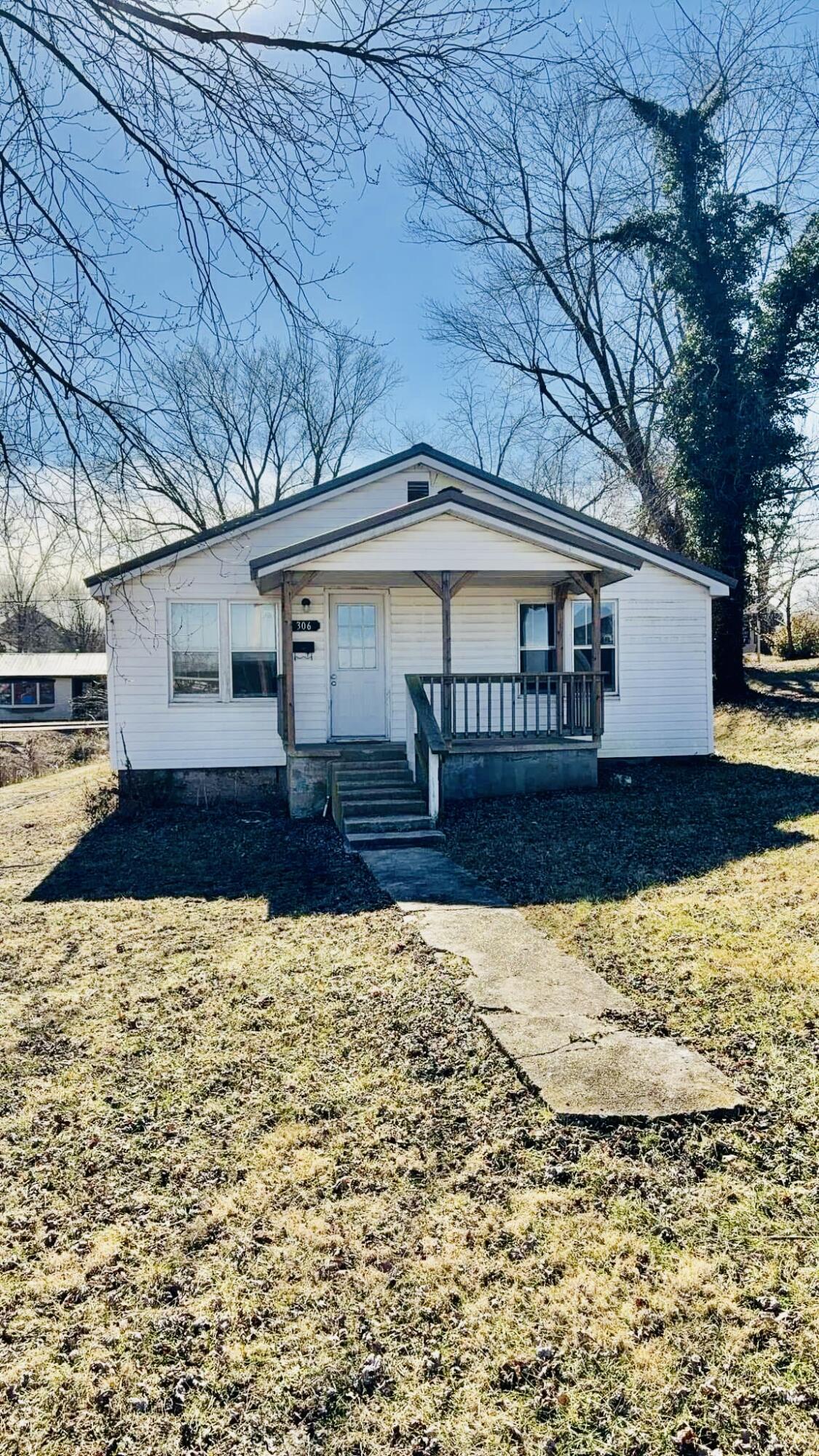 306 West Pine Street Property Photo