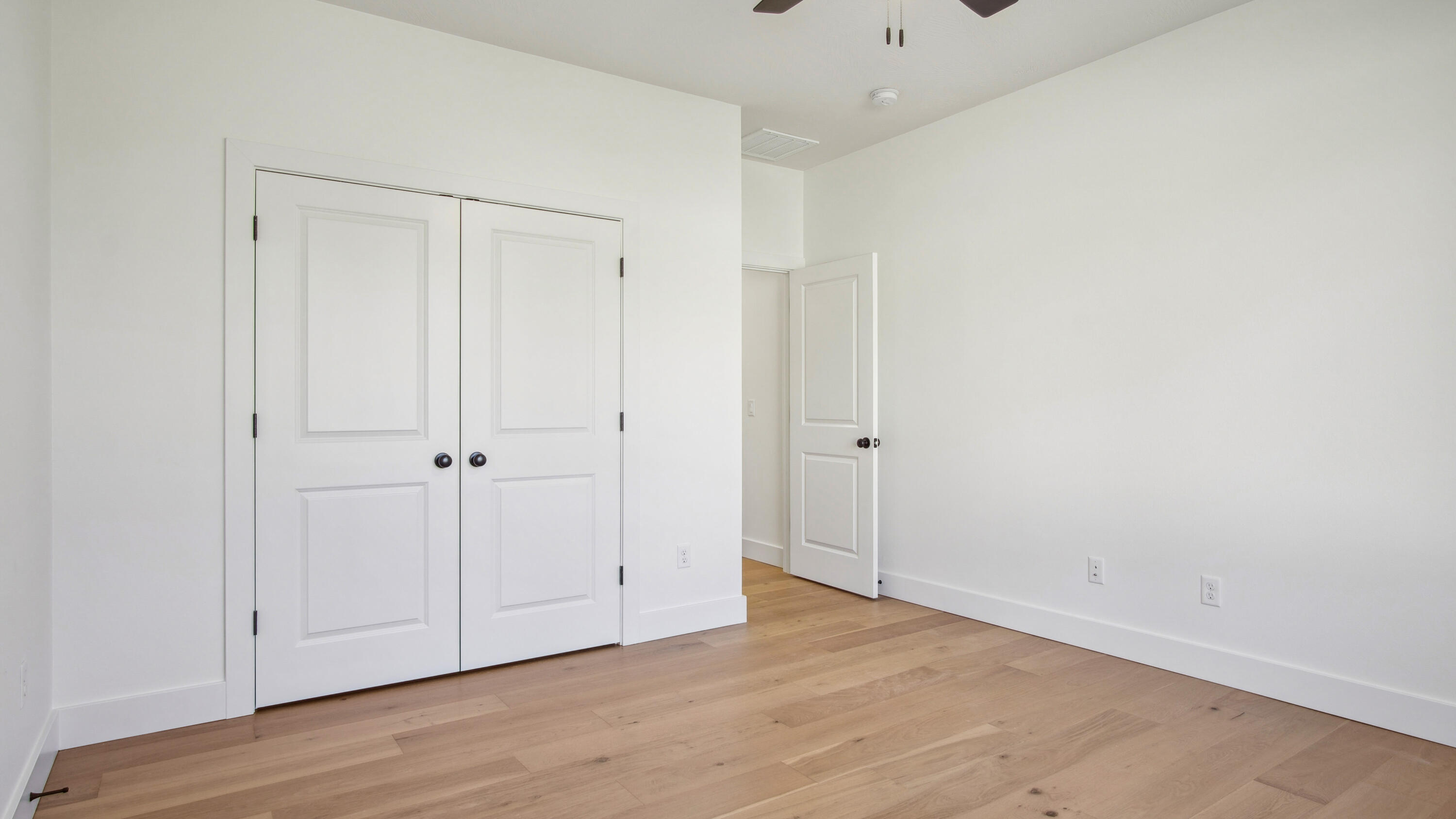 3925 East Woodhue Street Property Photo 21