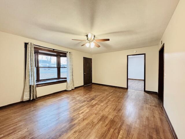 704 East Division Street Property Photo 2