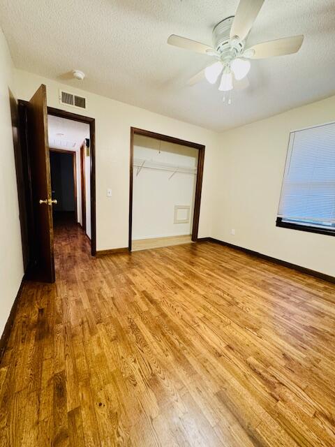 704 East Division Street Property Photo 11