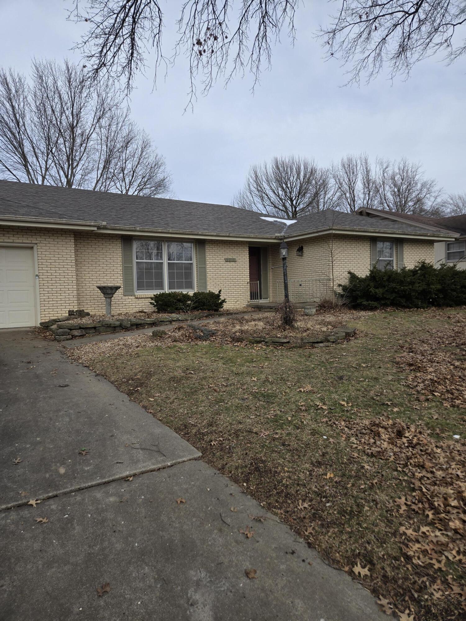 2211 East Raynell Street Property Photo