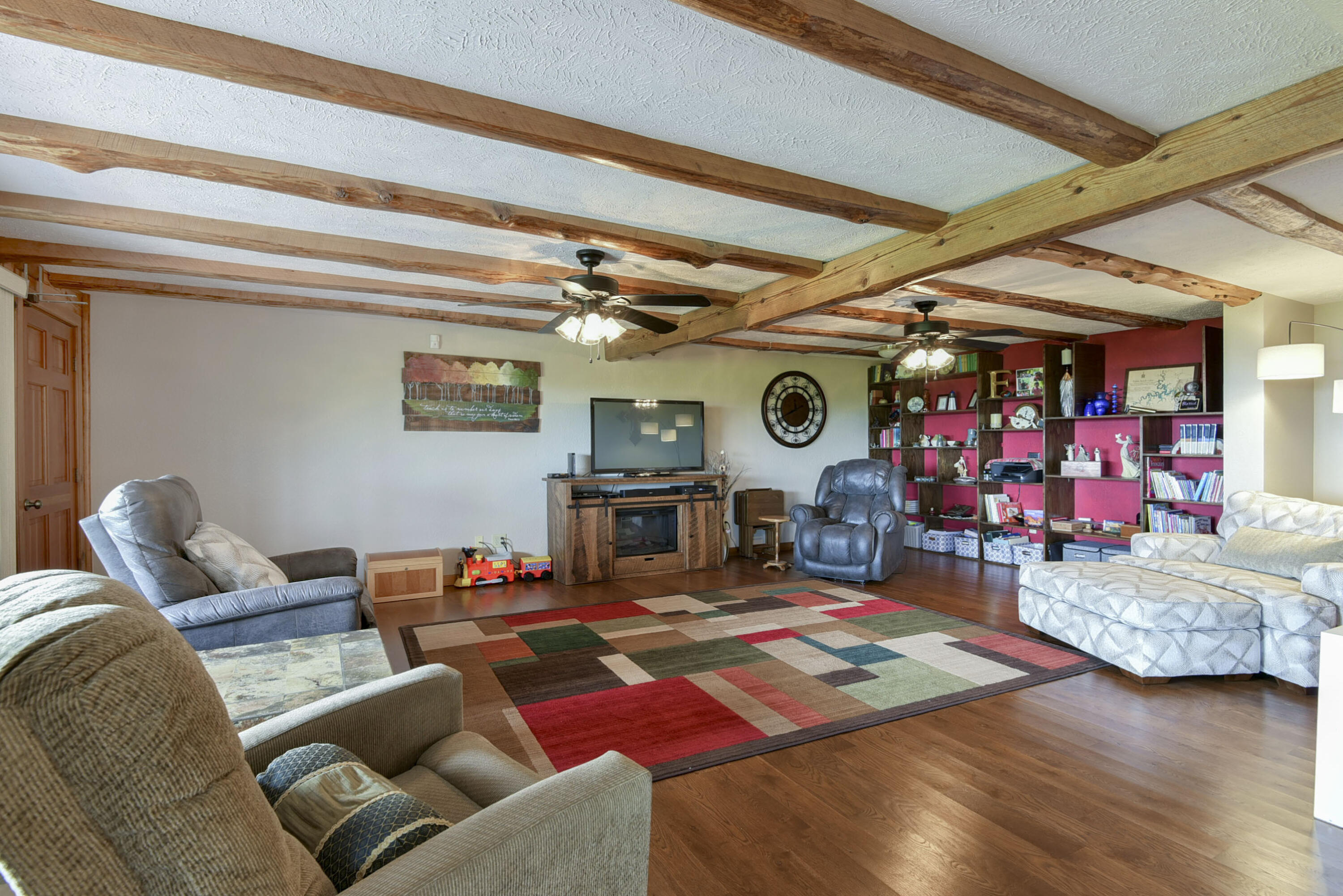 6089 State Highway Dd Property Photo 3