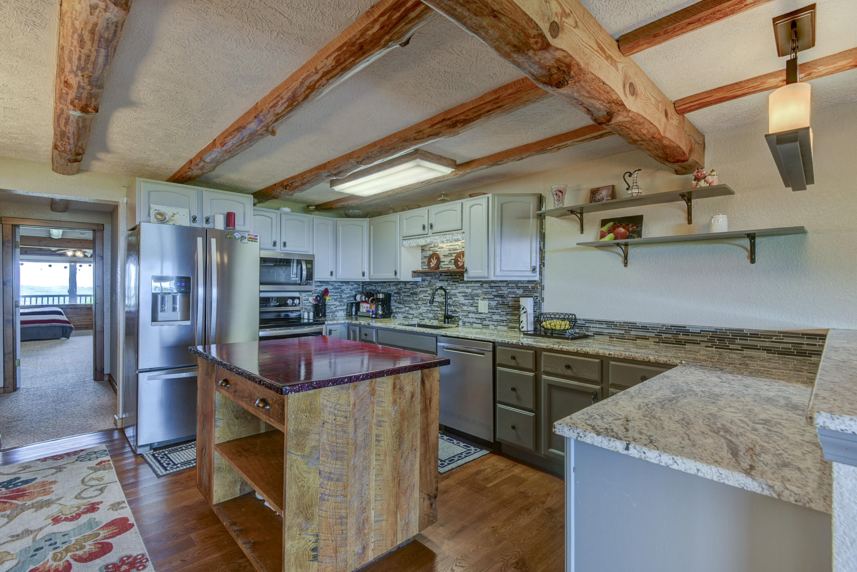 6089 State Highway Dd Property Photo 10