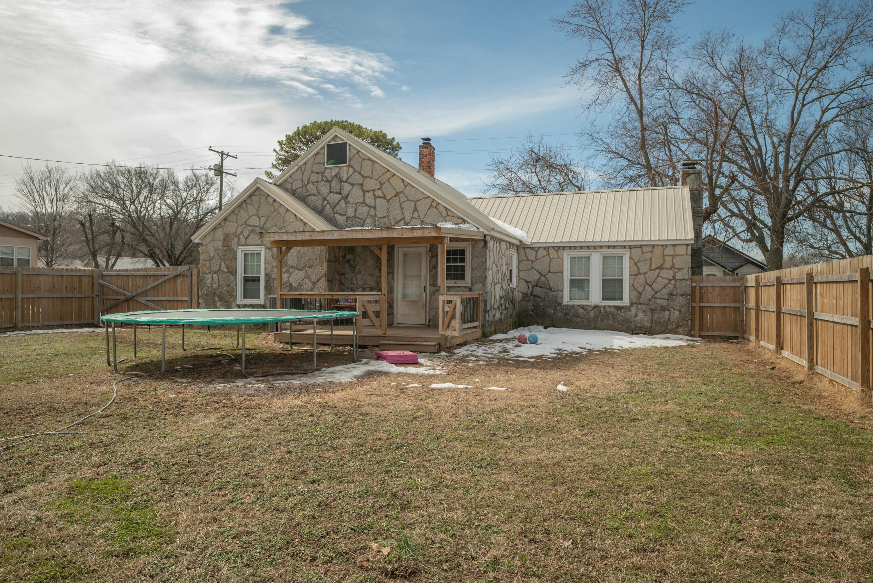1615 Shawnee Avenue Property Photo 28