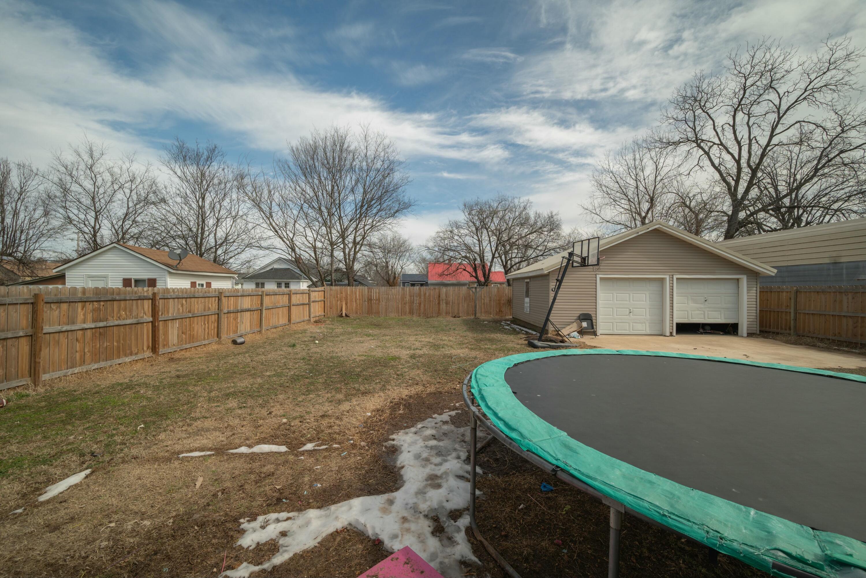 1615 Shawnee Avenue Property Photo 29