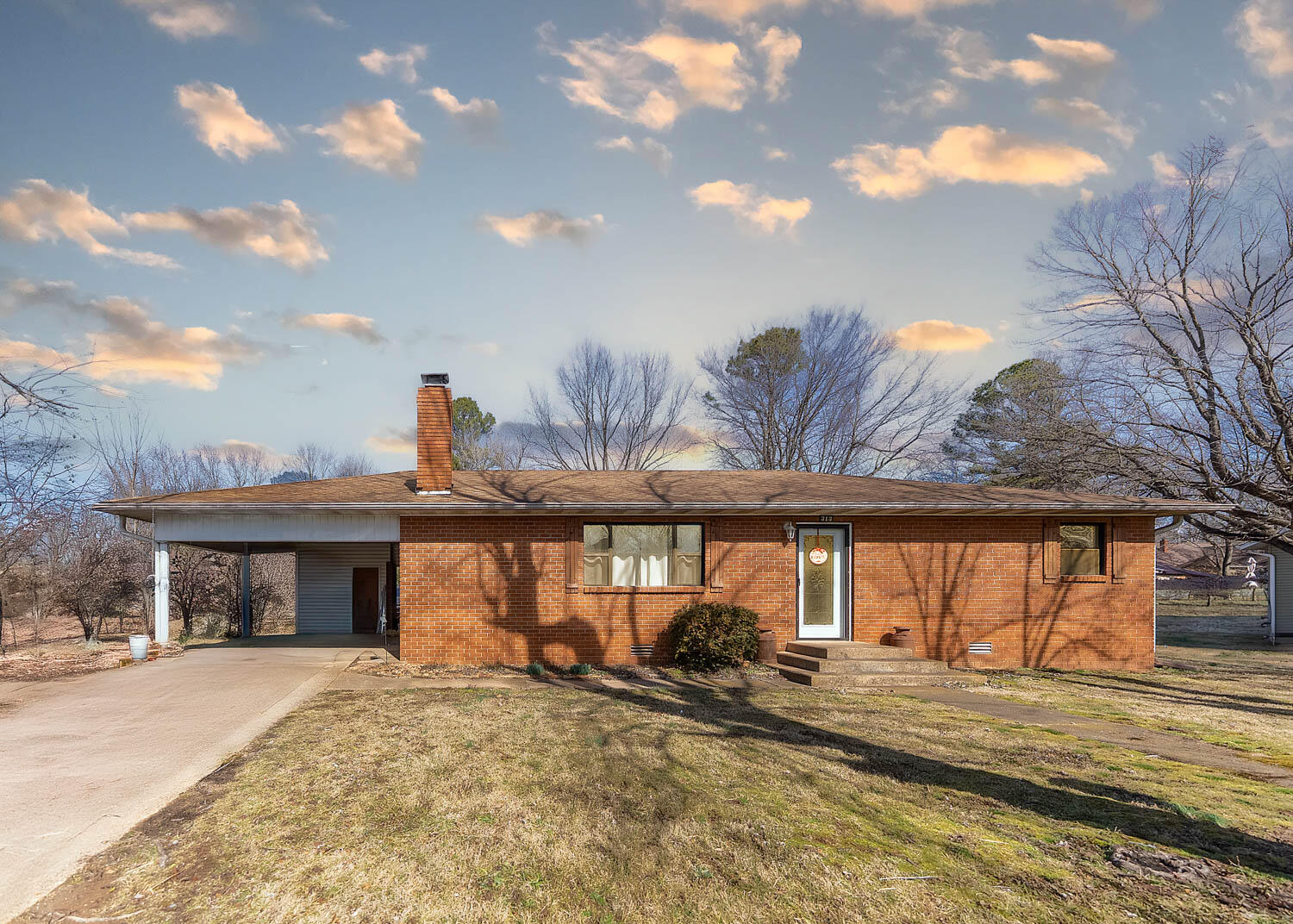 313 Beatrice Property Photo