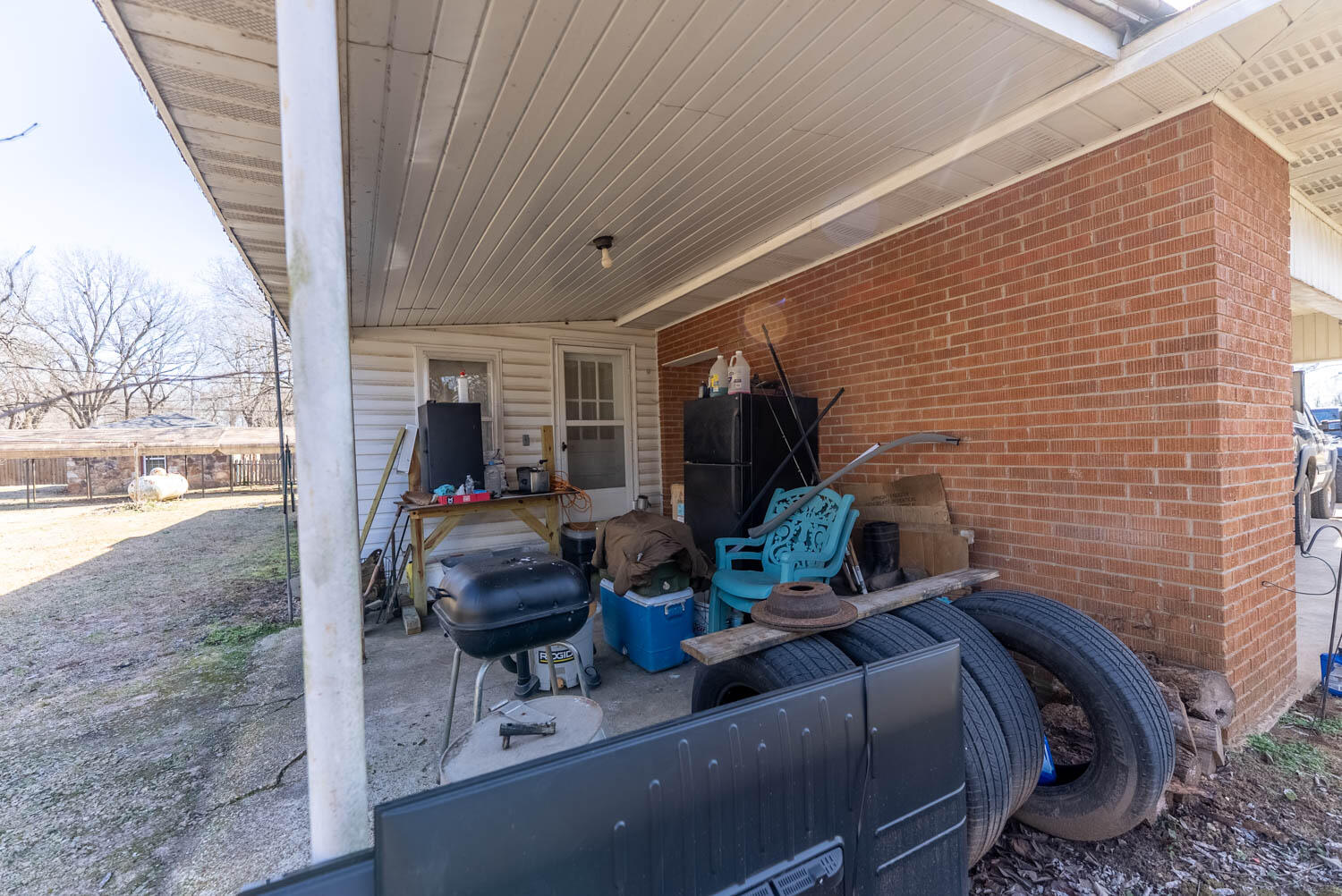 313 Beatrice Property Photo 6