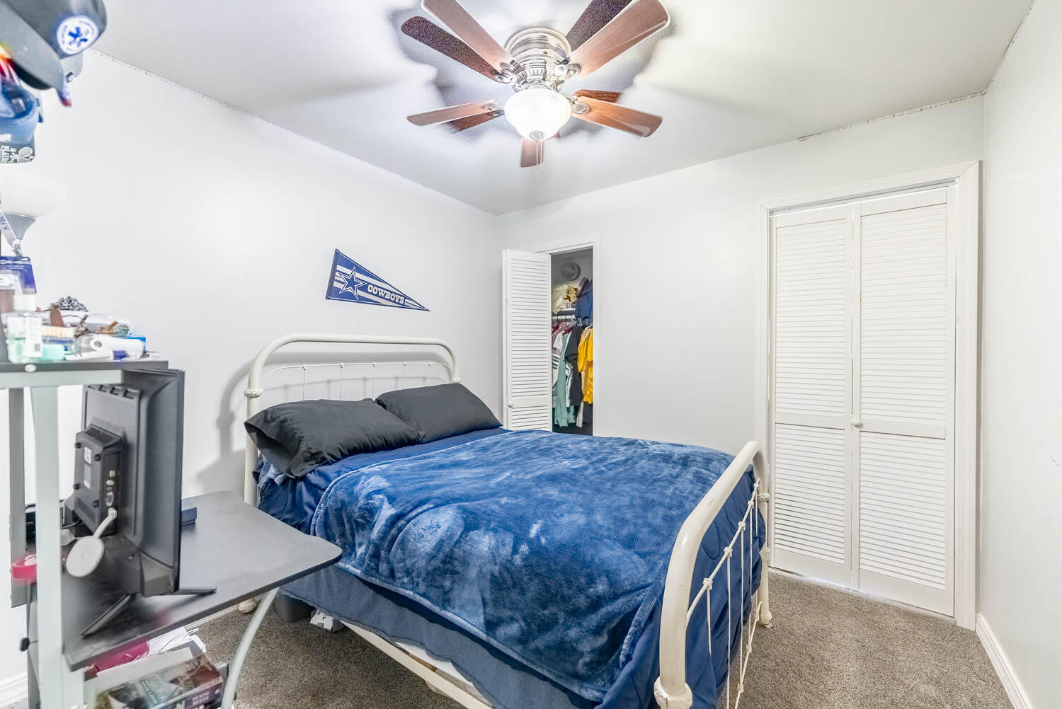 313 Beatrice Property Photo 22