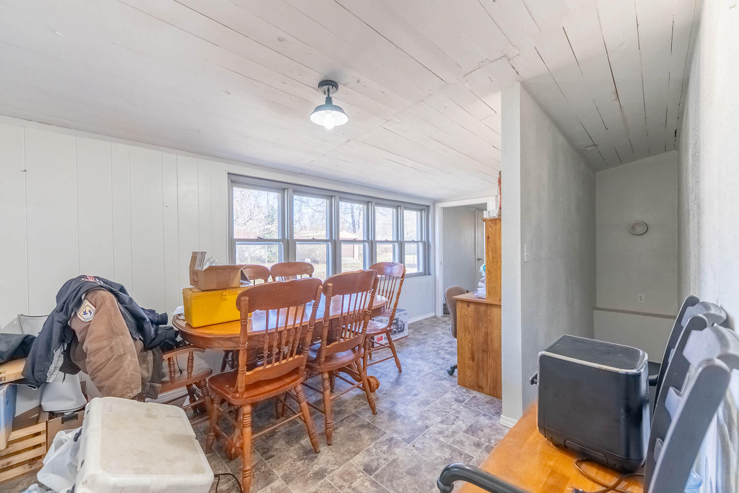 313 Beatrice Property Photo 26