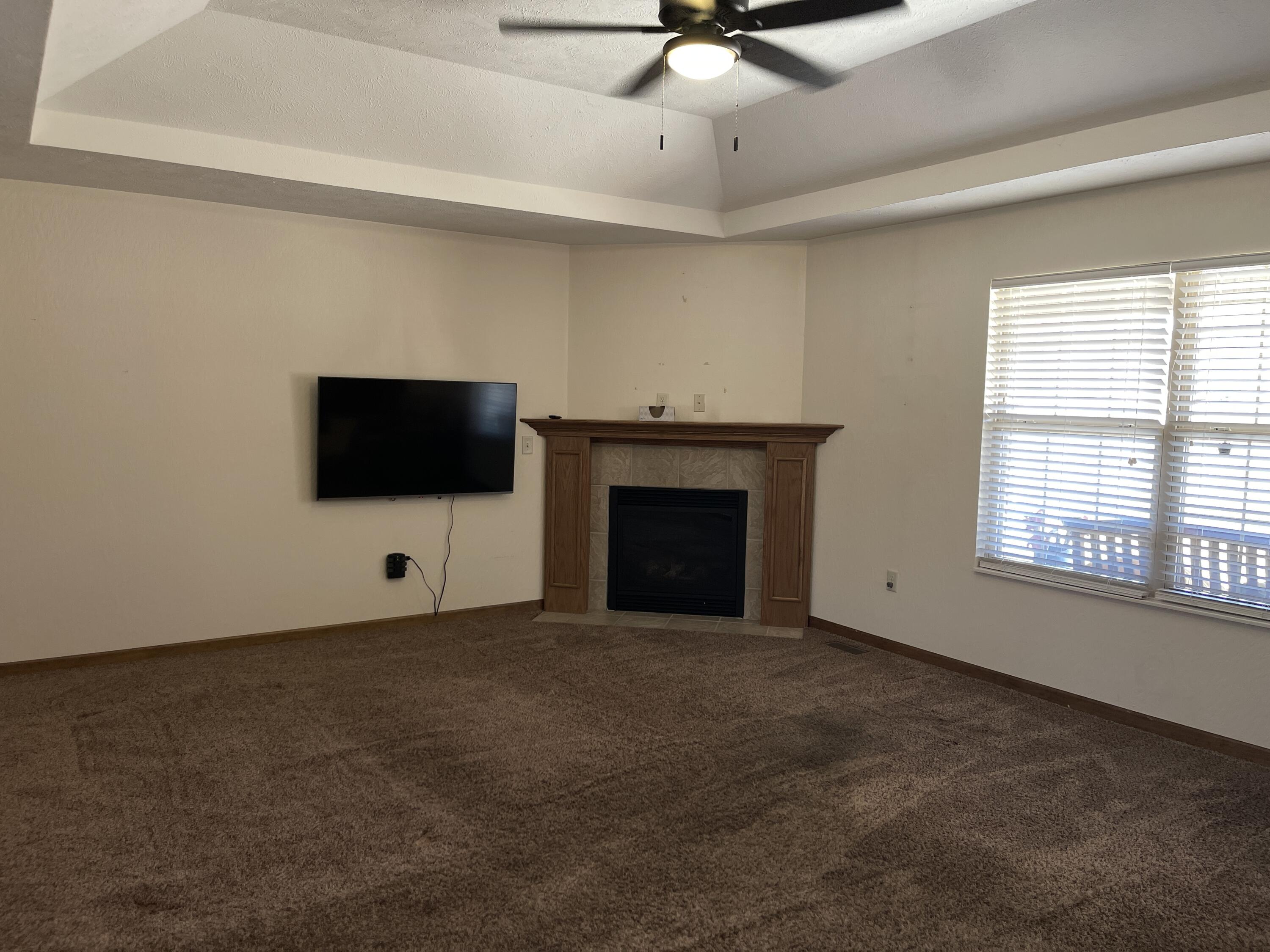 1365 South Mission Avenue Property Photo 3