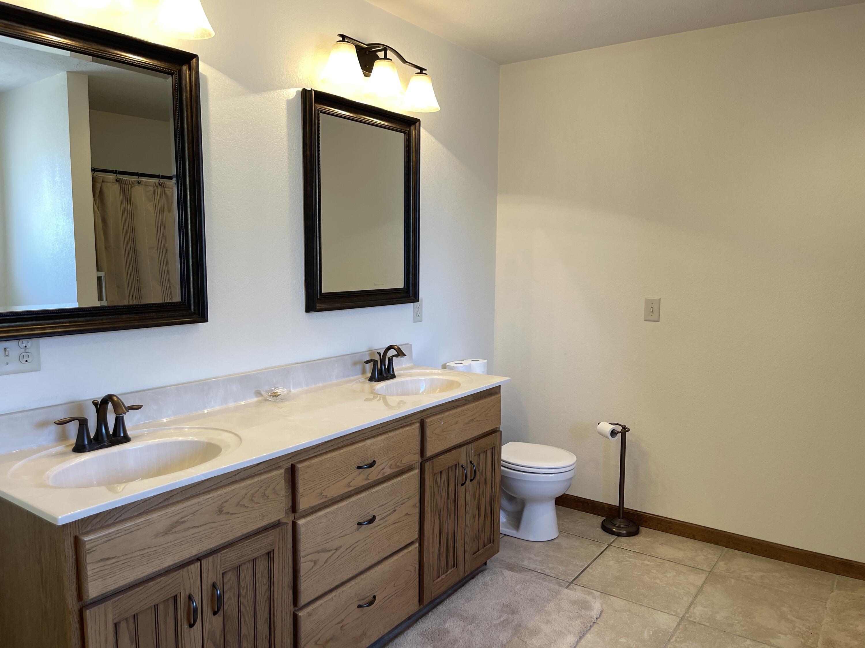 1365 South Mission Avenue Property Photo 18