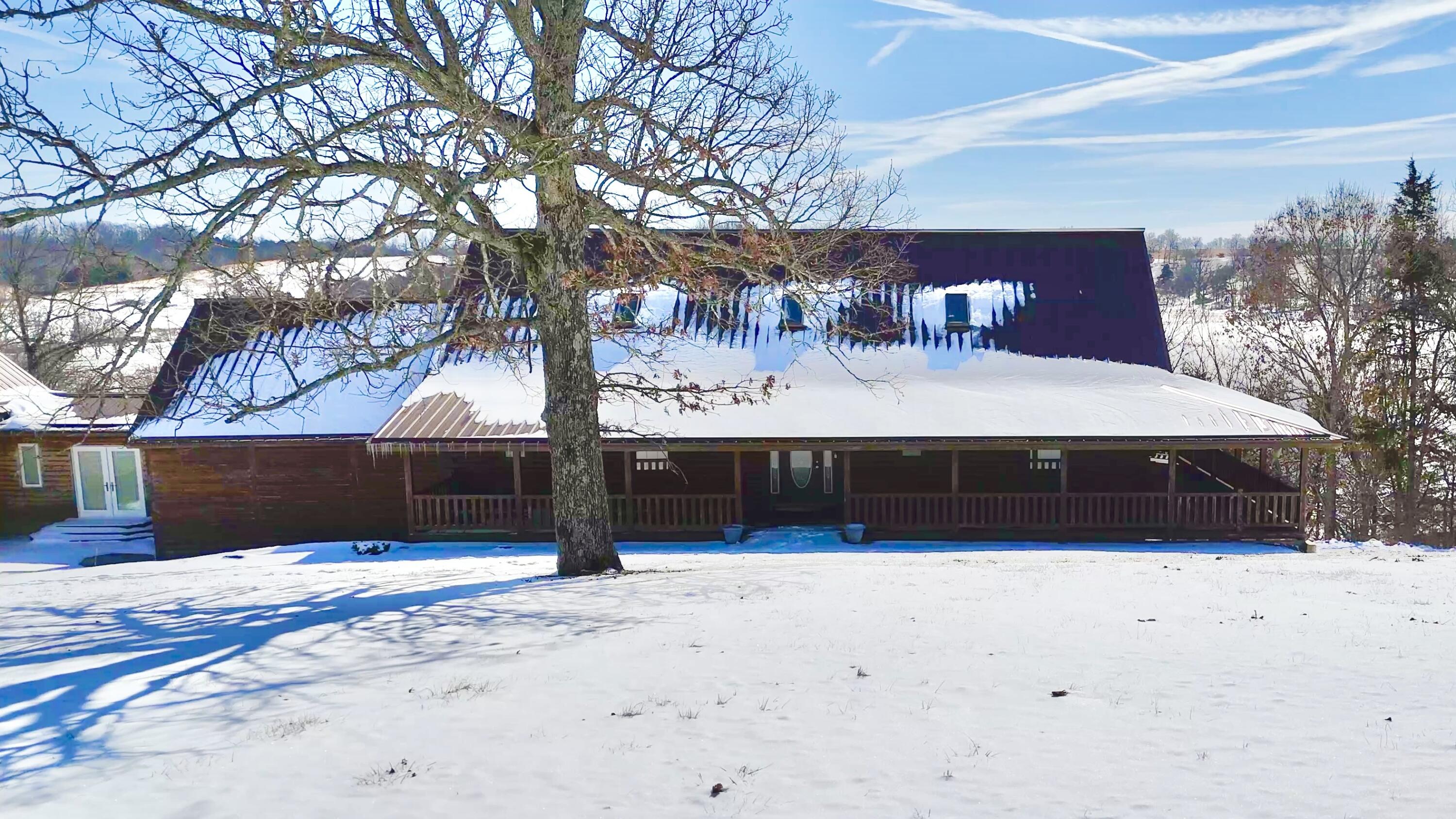 300 Roundup Lane Property Photo
