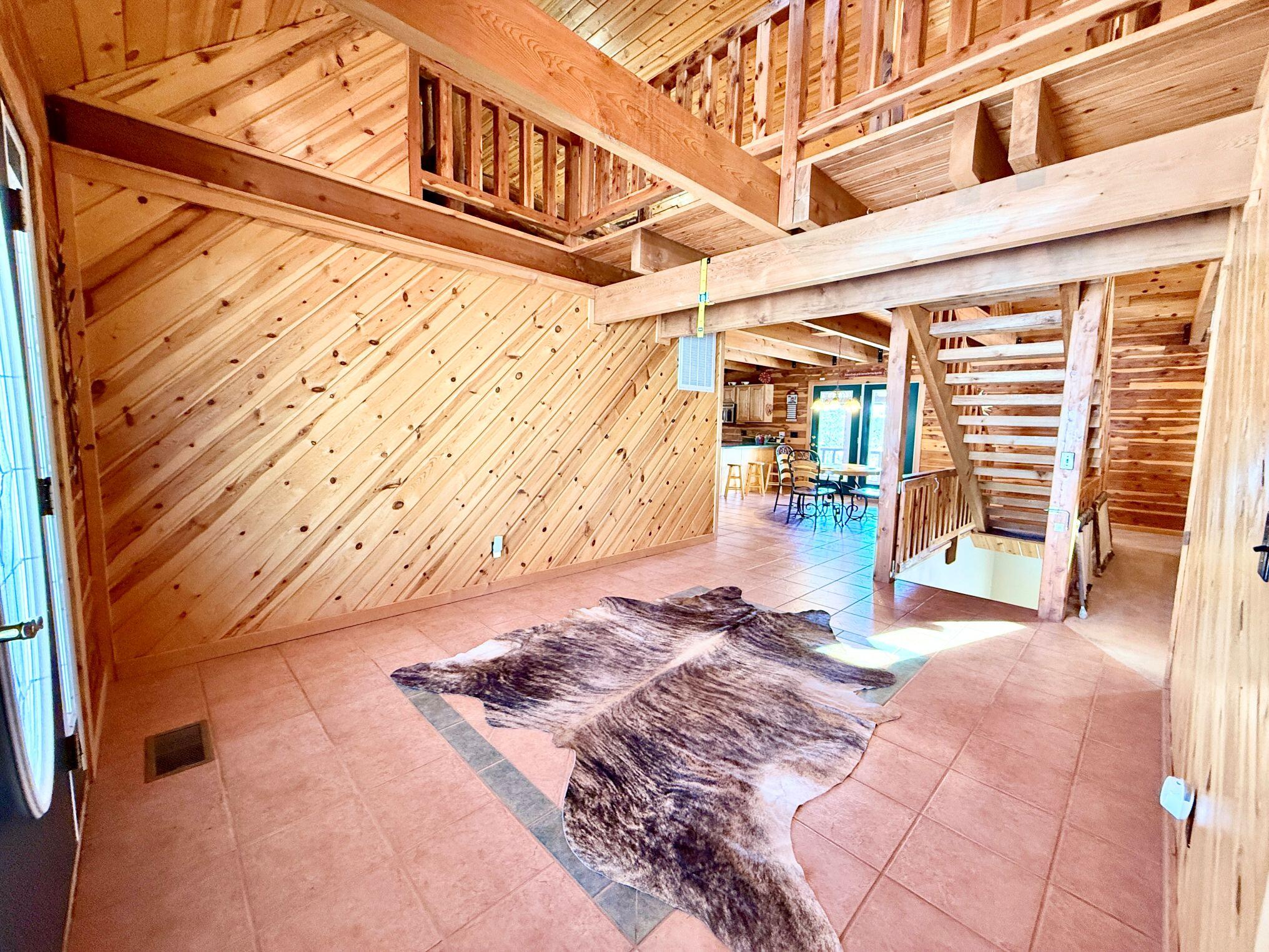 300 Roundup Lane Property Photo 8