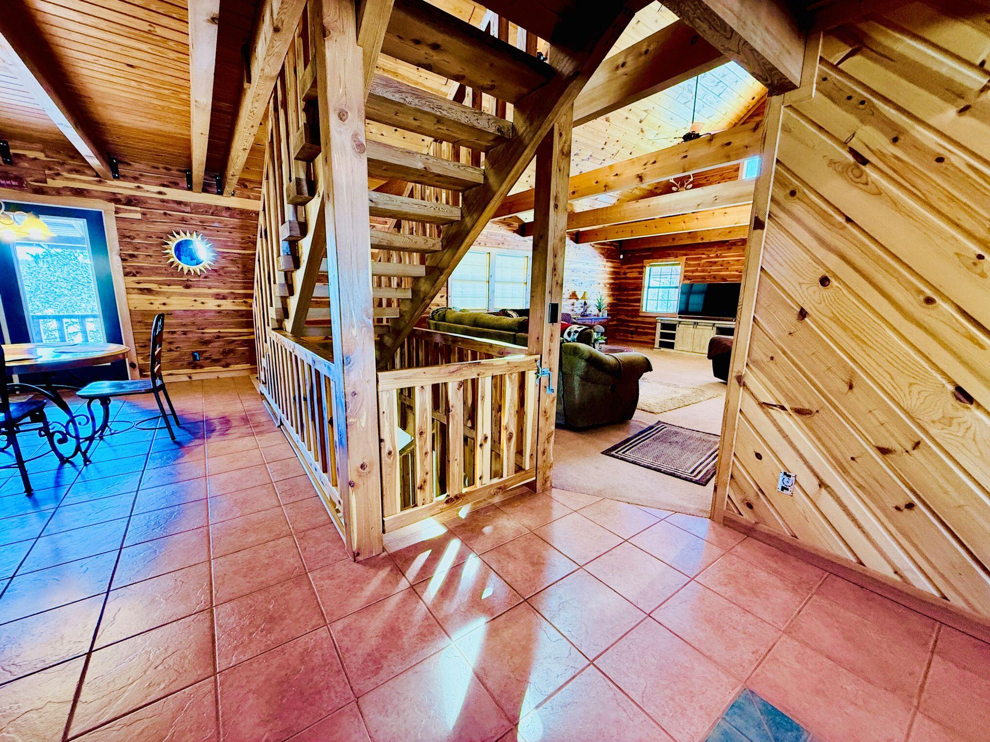 300 Roundup Lane Property Photo 11