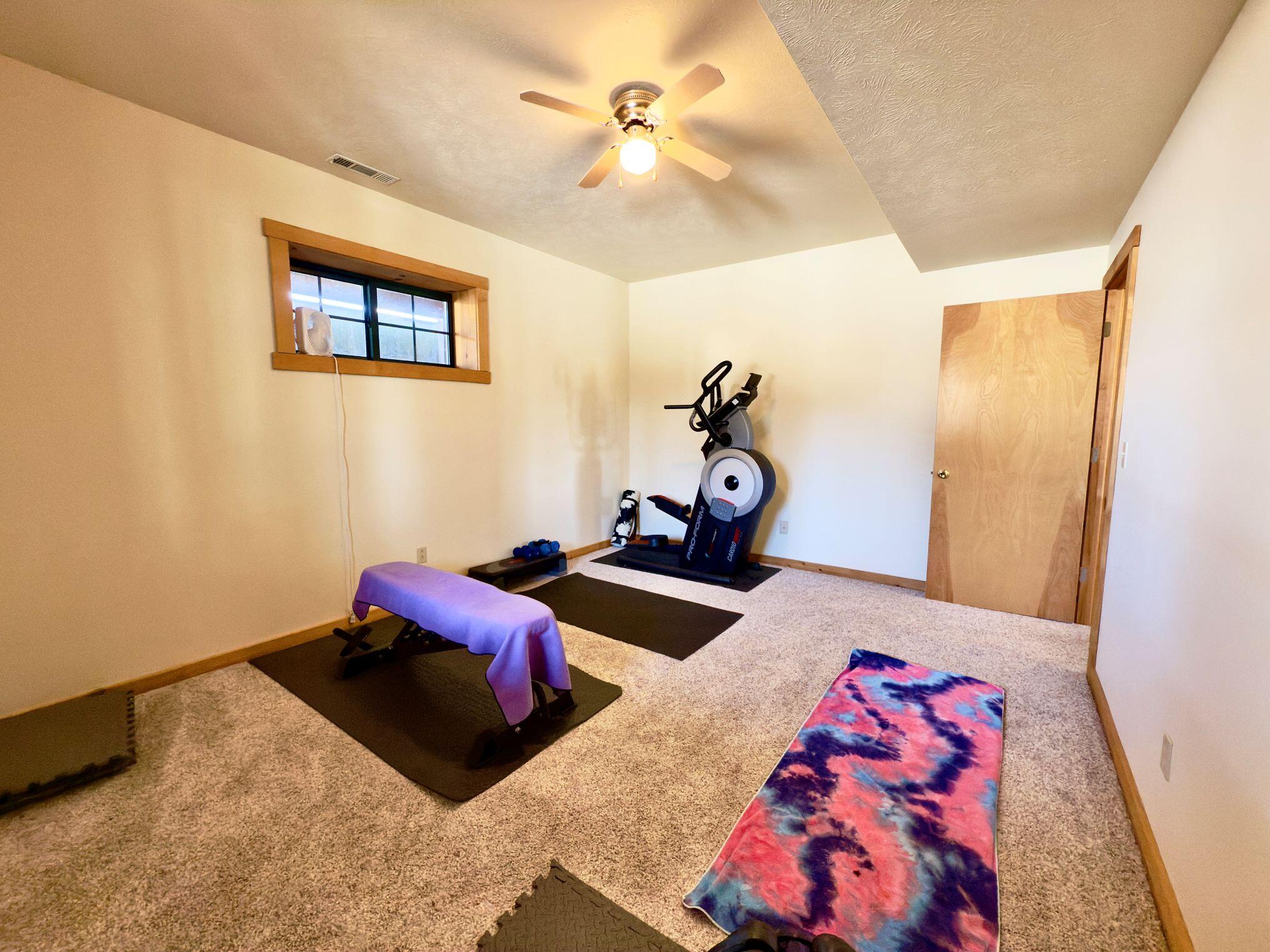 300 Roundup Lane Property Photo 43
