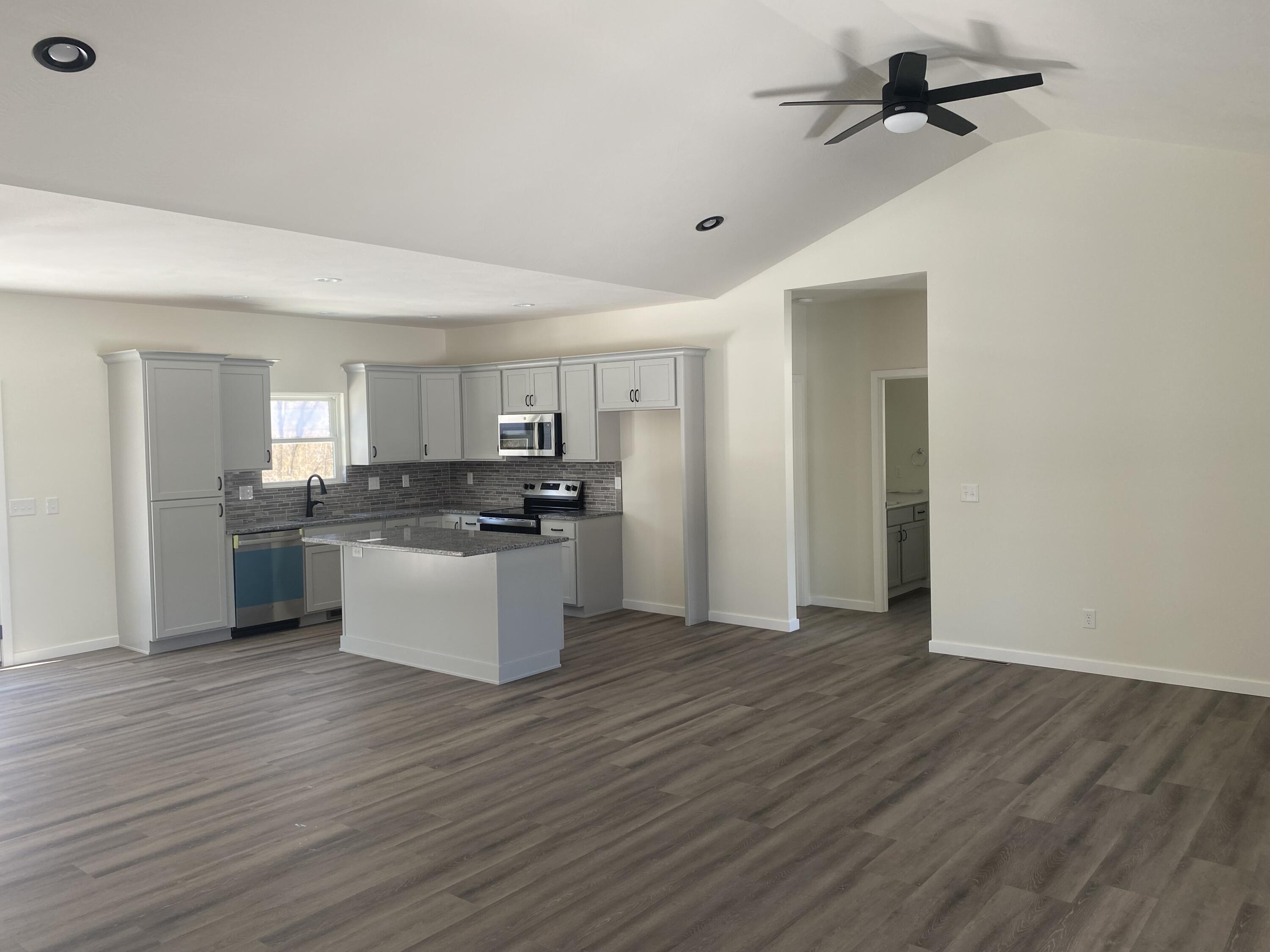 153 Stoneshire Drive Property Photo 2